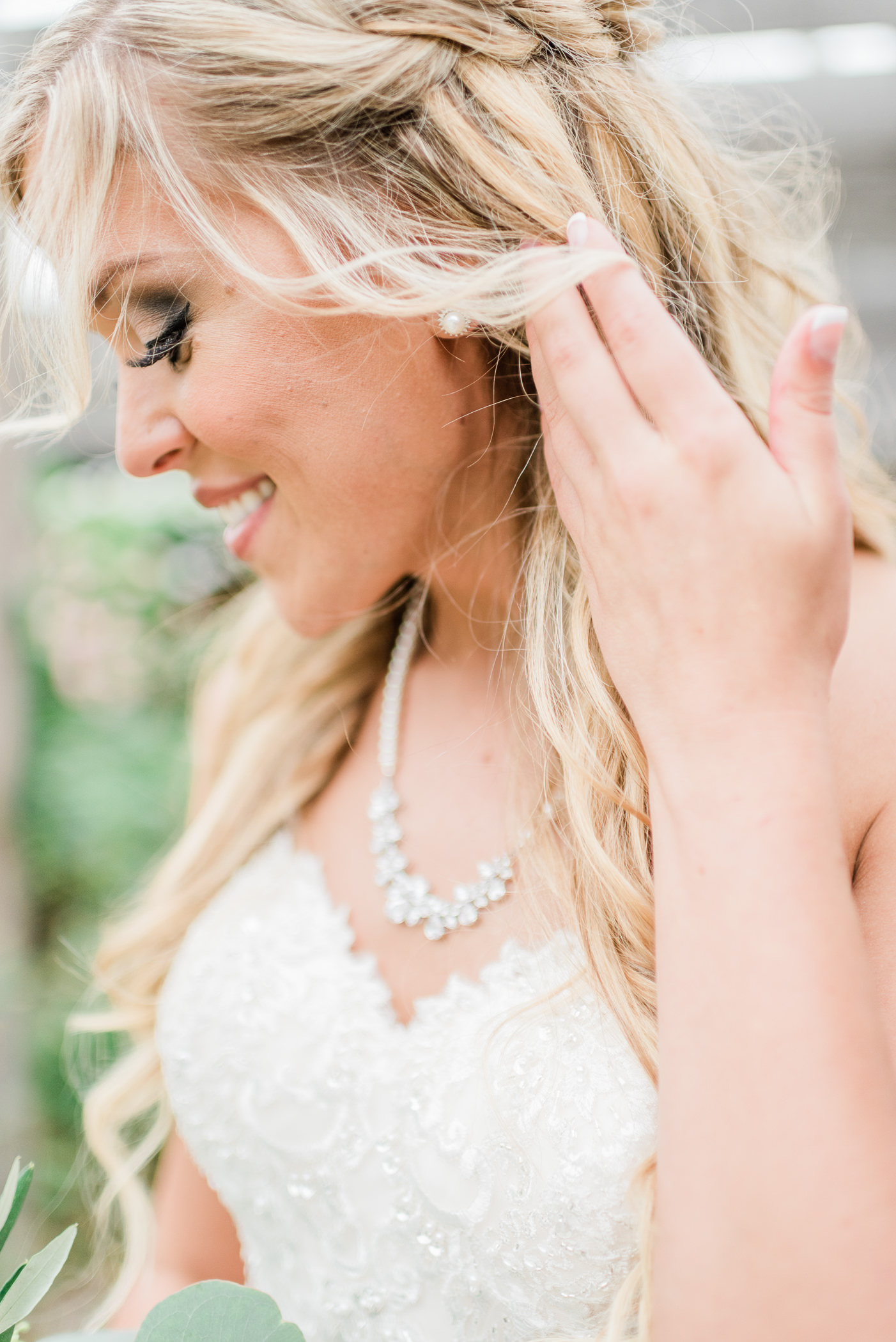 Larissa Marie Photography - Rockford, IL Wedding Photographer