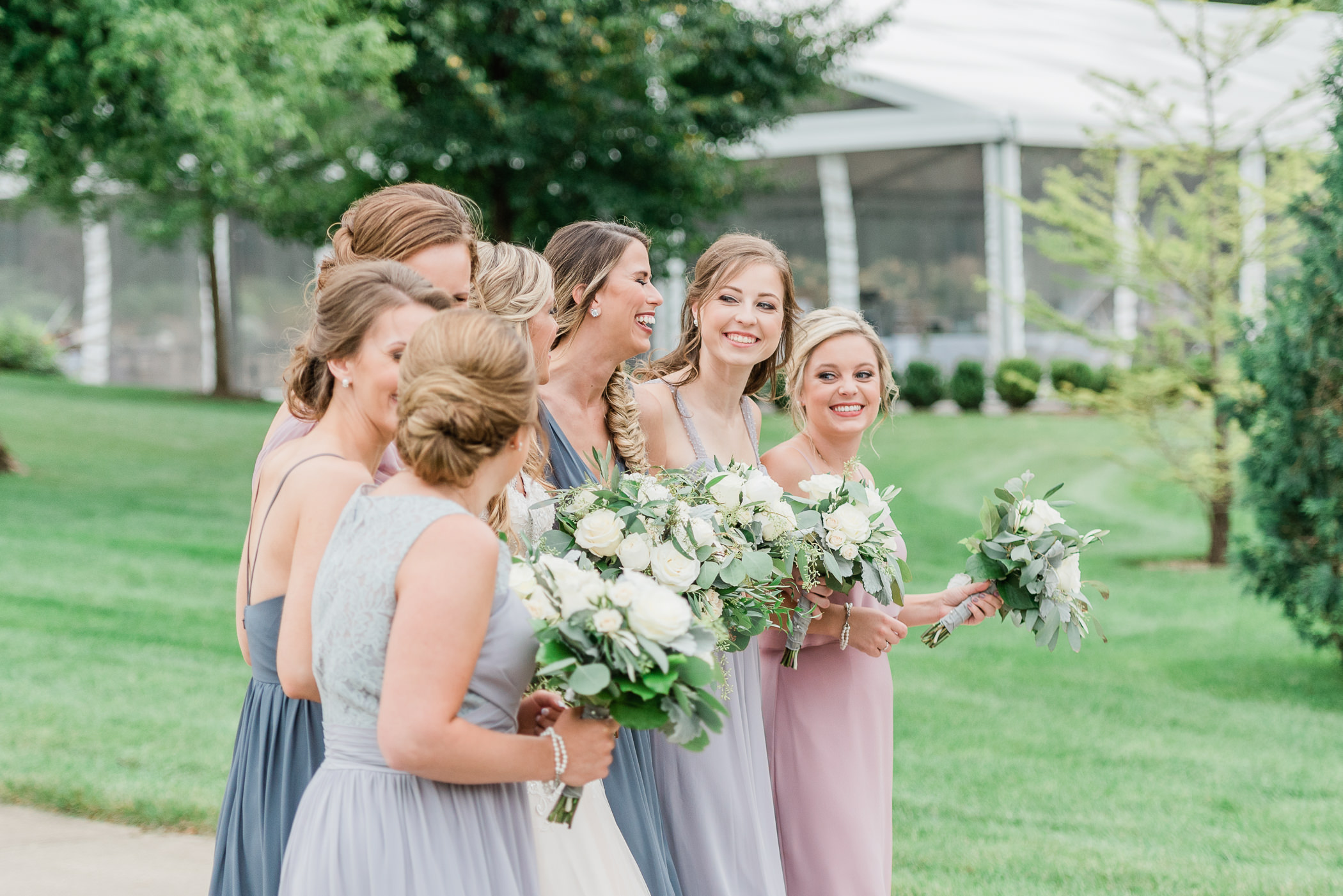 Larissa Marie Photography - Rockford, IL Wedding Photographer