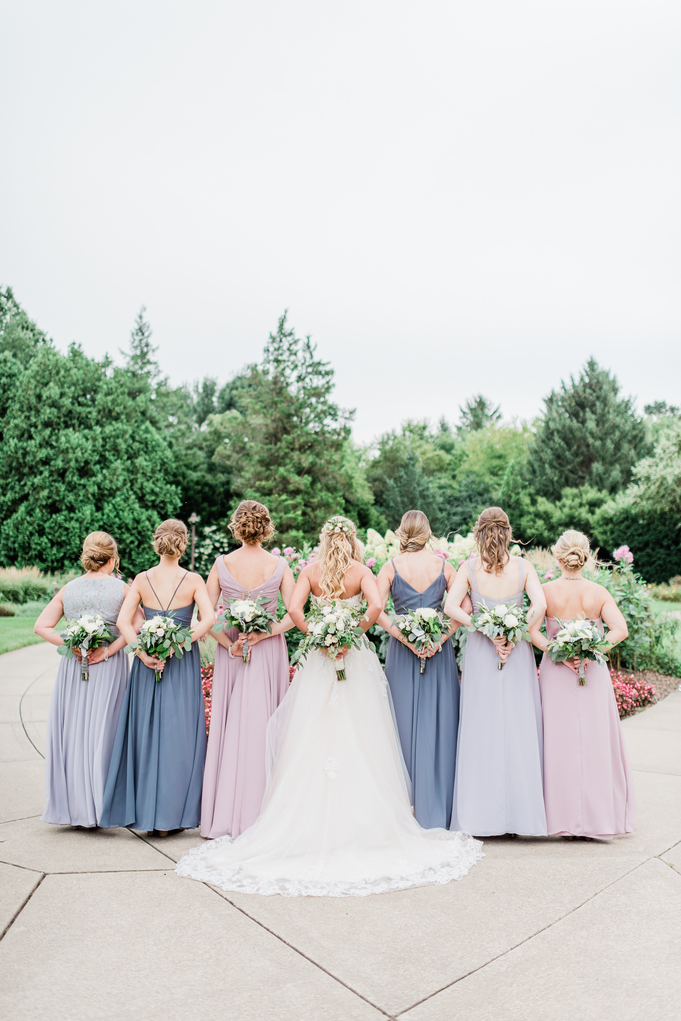 Larissa Marie Photography - Rockford, IL Wedding Photographer