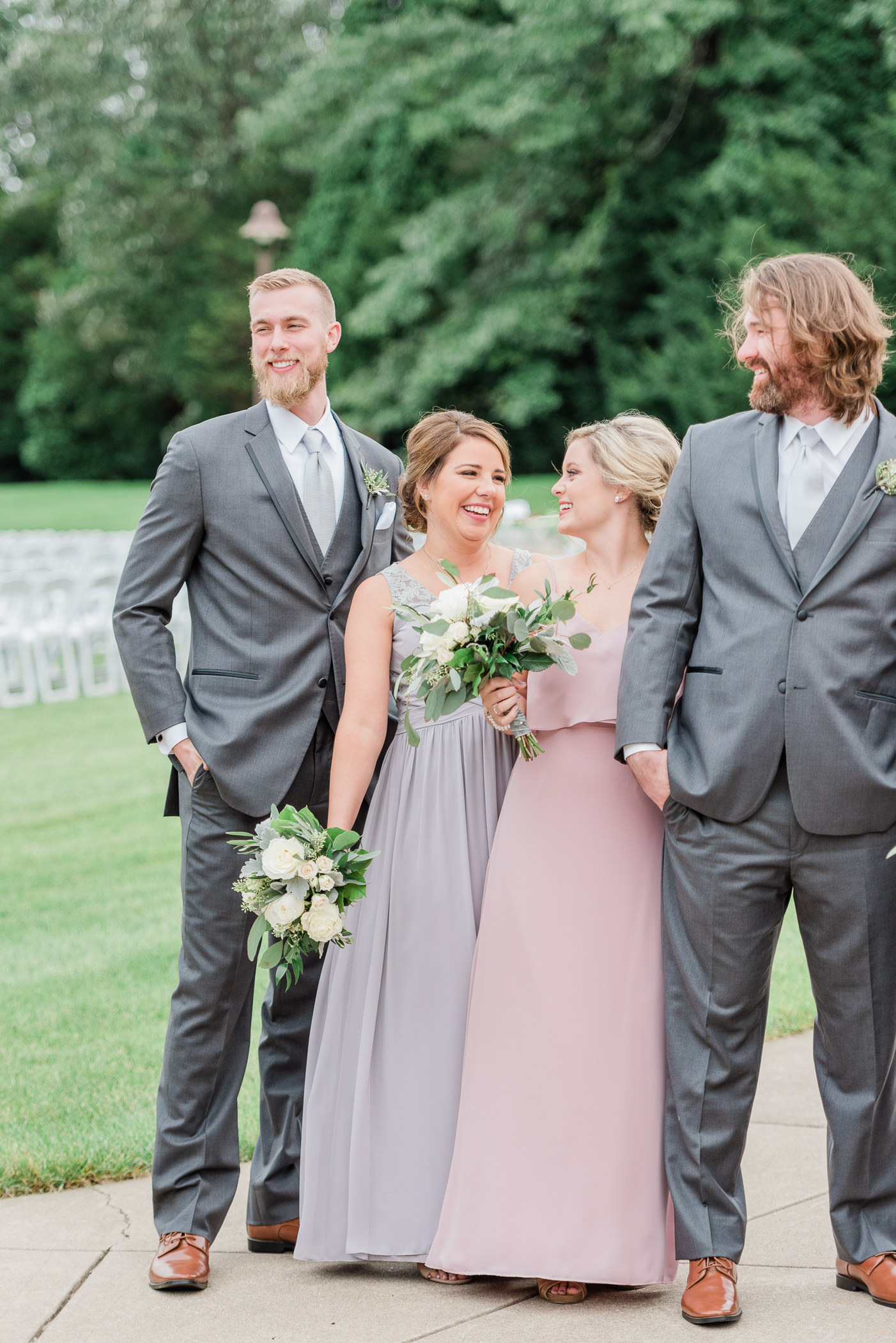 Larissa Marie Photography - Rockford, IL Wedding Photographer