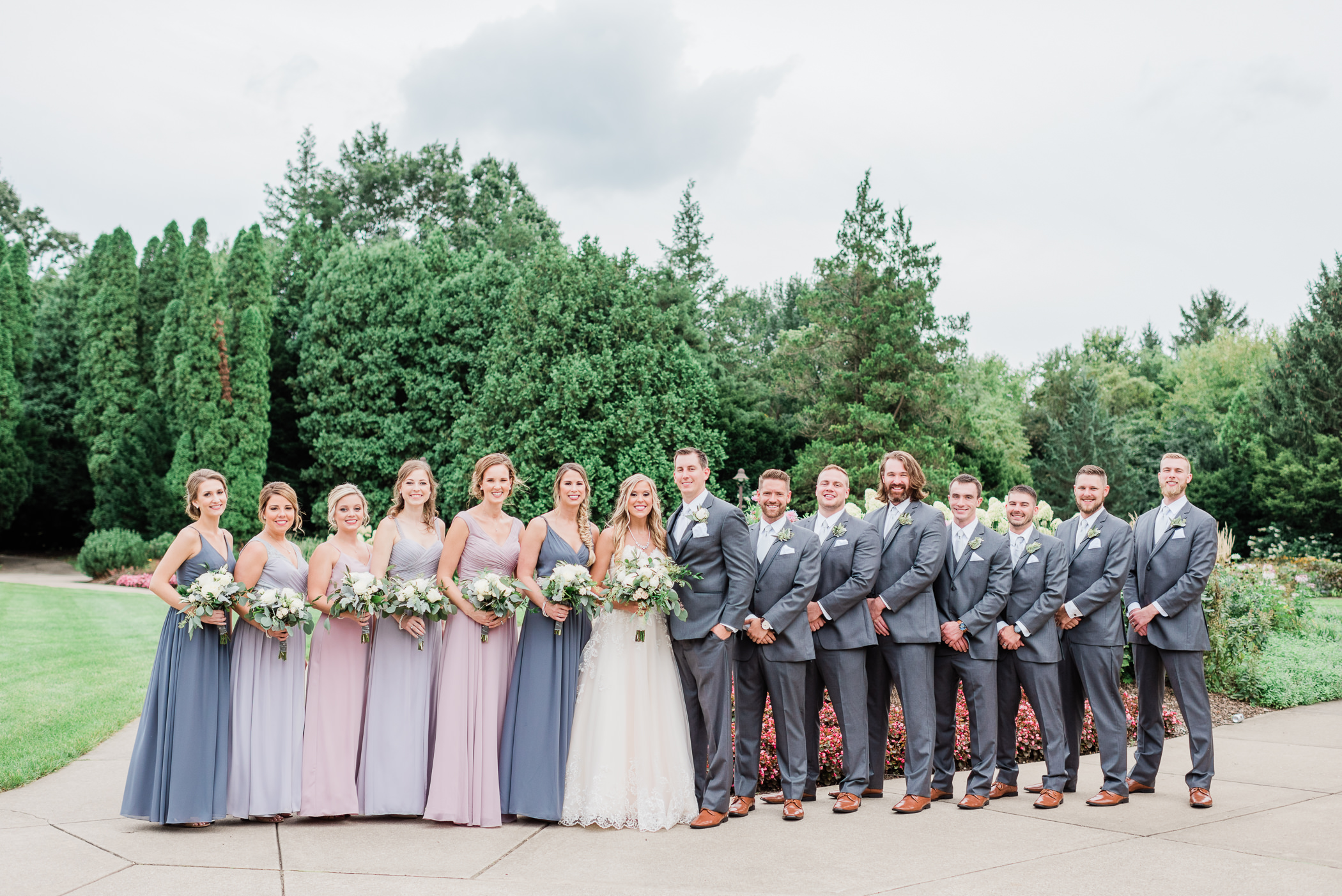 Larissa Marie Photography - Rockford, IL Wedding Photographer