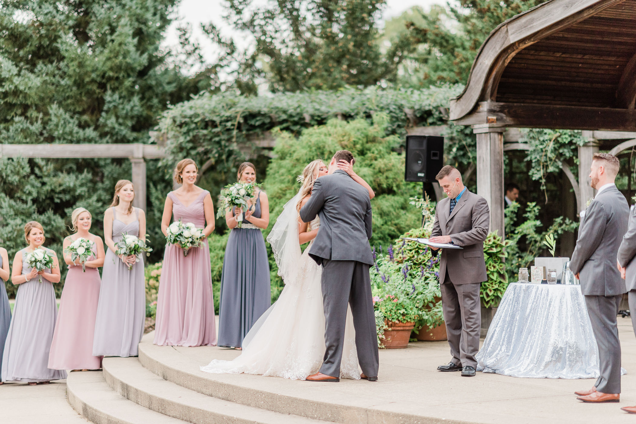 Larissa Marie Photography - Rockford, IL Wedding Photographer