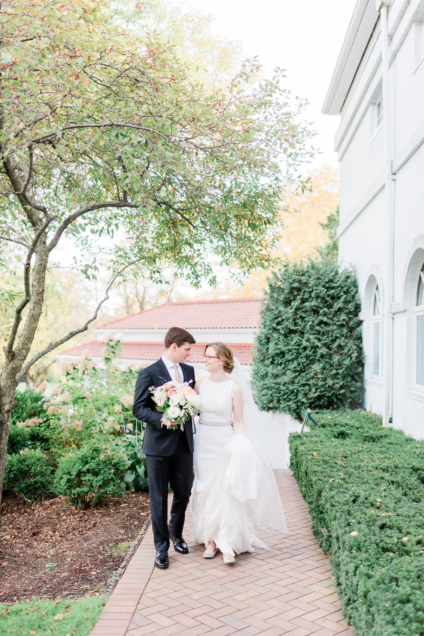 Maple Bluff Country Club Wedding Photographer - Larissa Marie Photography