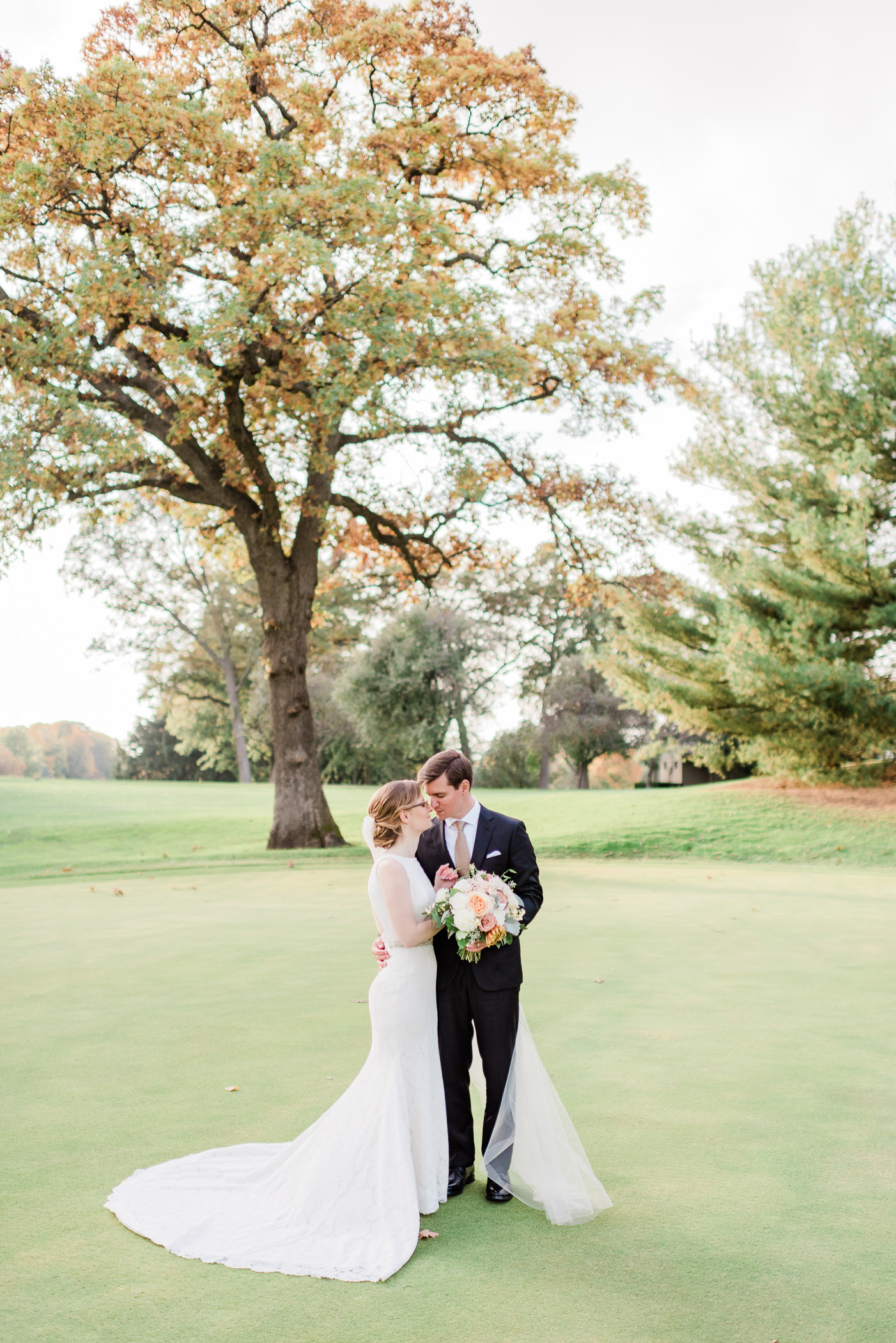 Maple Bluff Country Club Wedding Photographer - Larissa Marie Photography