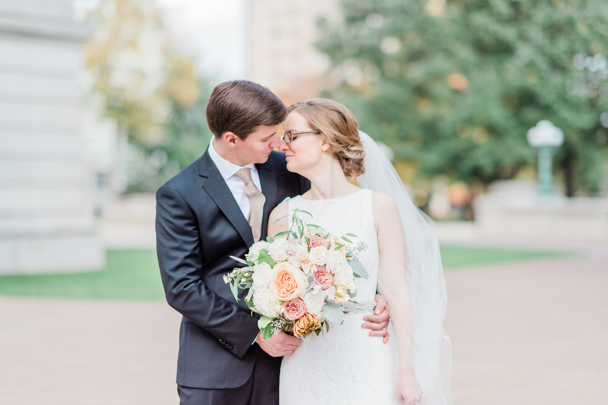 Maple Bluff Country Club Wedding Photographer - Larissa Marie Photography