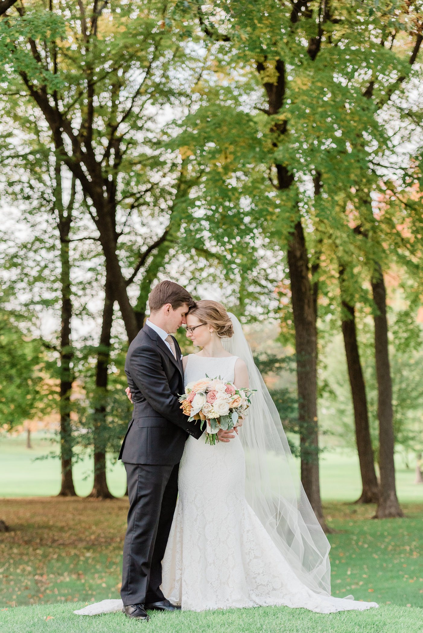 Maple Bluff Country Club Wedding Photographer - Larissa Marie Photography