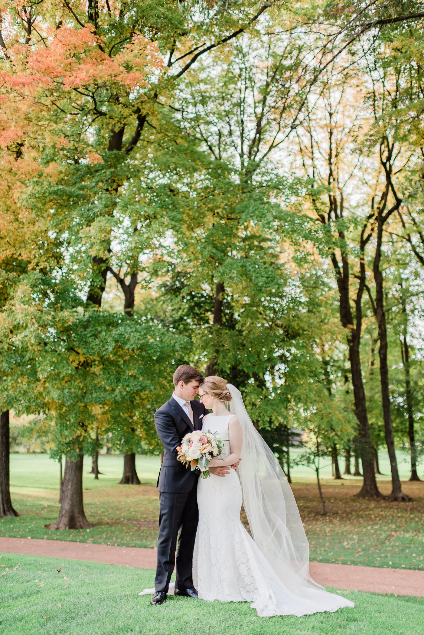 Maple Bluff Country Club Wedding Photographer - Larissa Marie Photography