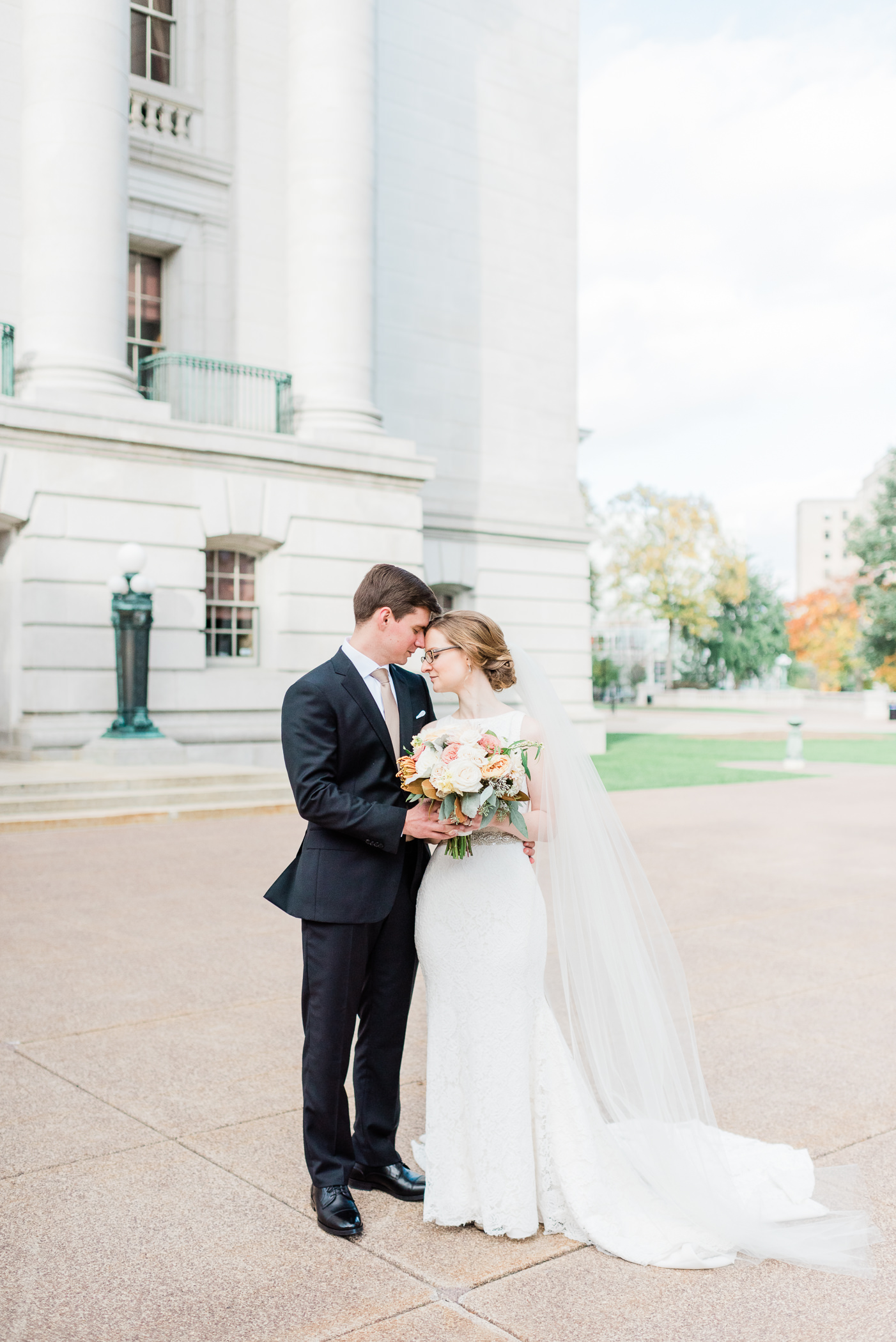 Maple Bluff Country Club Wedding Photographer - Larissa Marie Photography