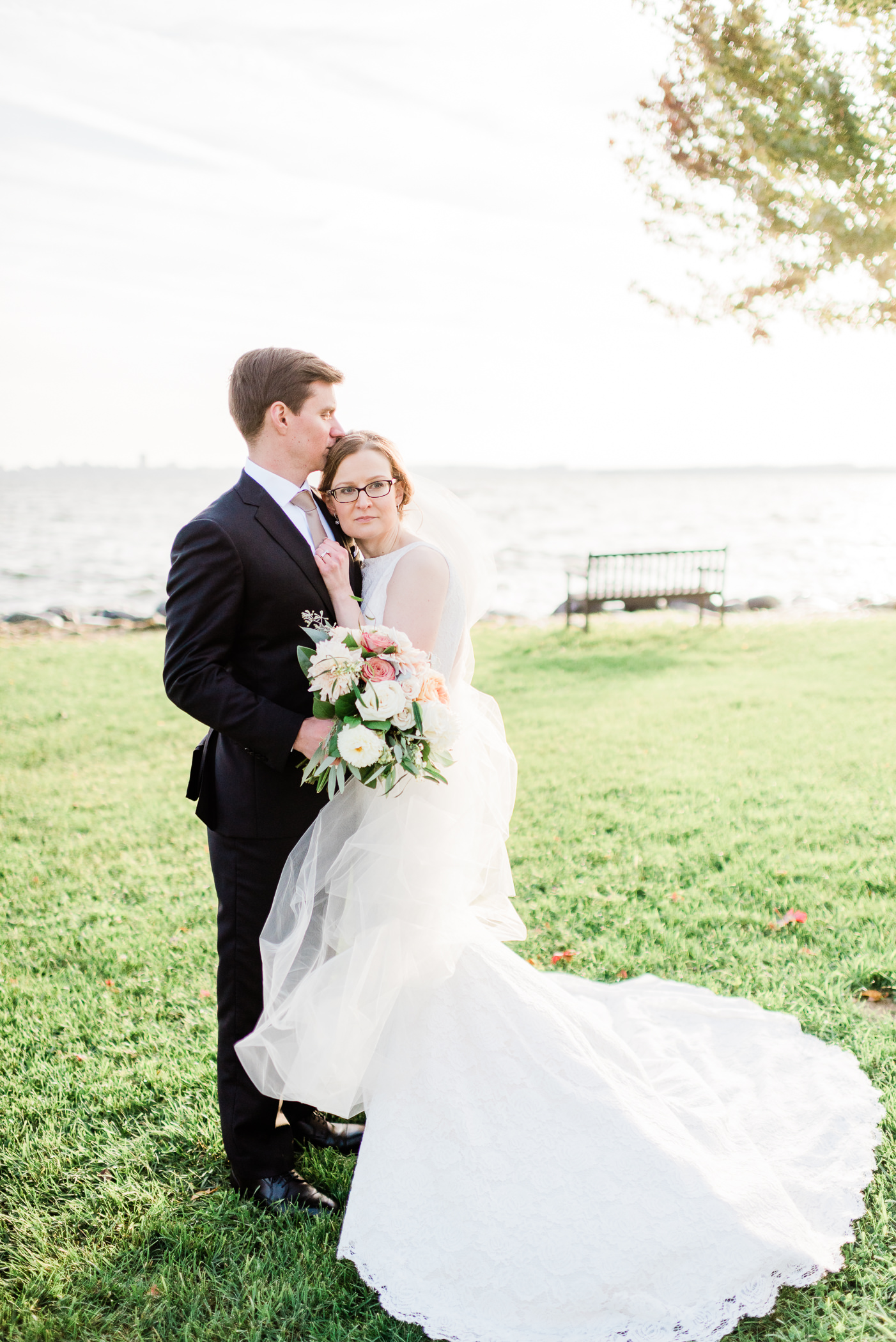 Maple Bluff Country Club Wedding Photographer - Larissa Marie Photography