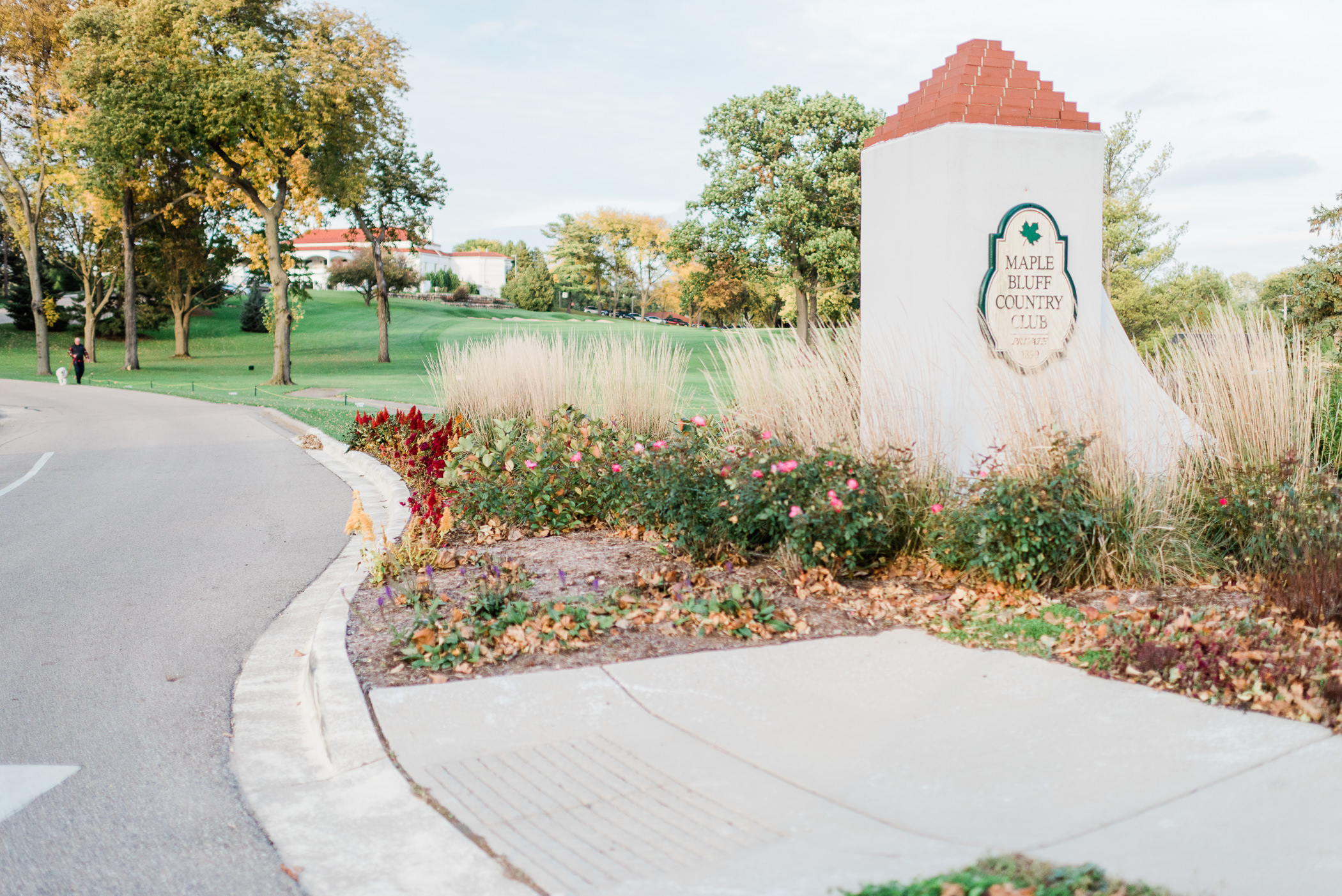 Maple Bluff Country Club Wedding Photographer - Larissa Marie Photography