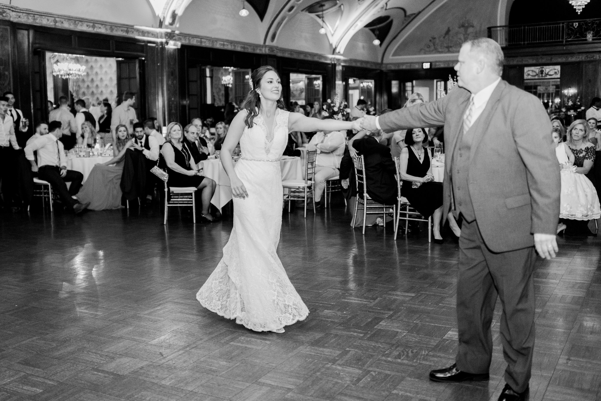 Wisconsin City Club Wedding Photographers - Larissa Marie Photography