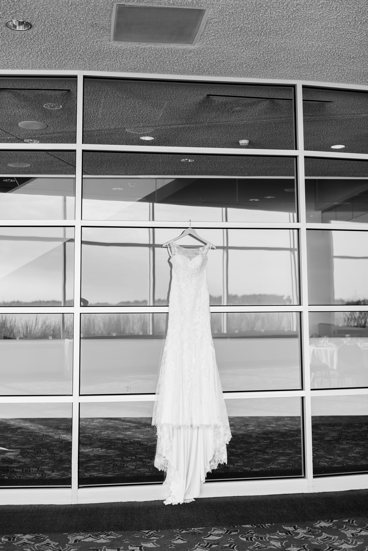 Monona Terrace Wedding Photographer - Larissa Marie Photography