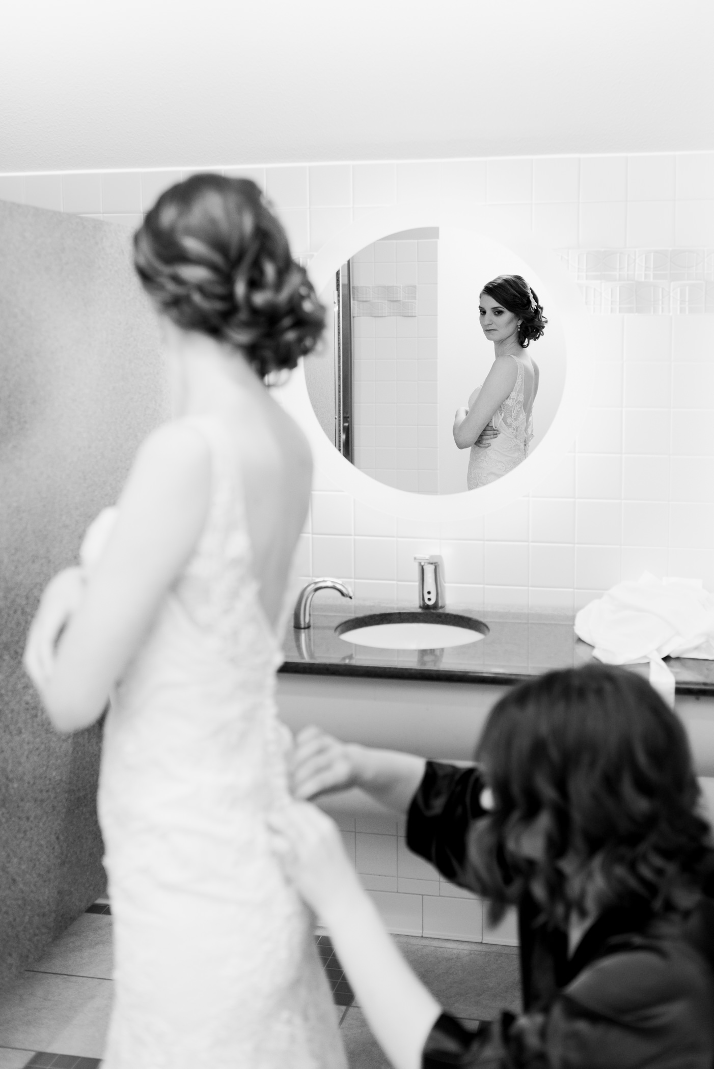 Monona Terrace Wedding Photographer - Larissa Marie Photography