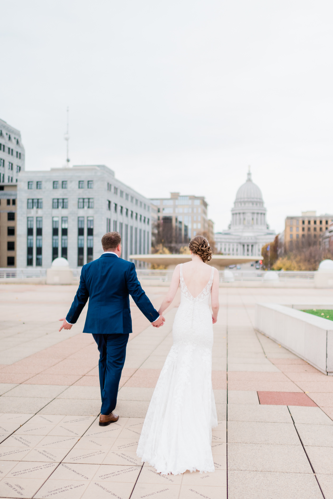 Monona Terrace Wedding Photographer - Larissa Marie Photography