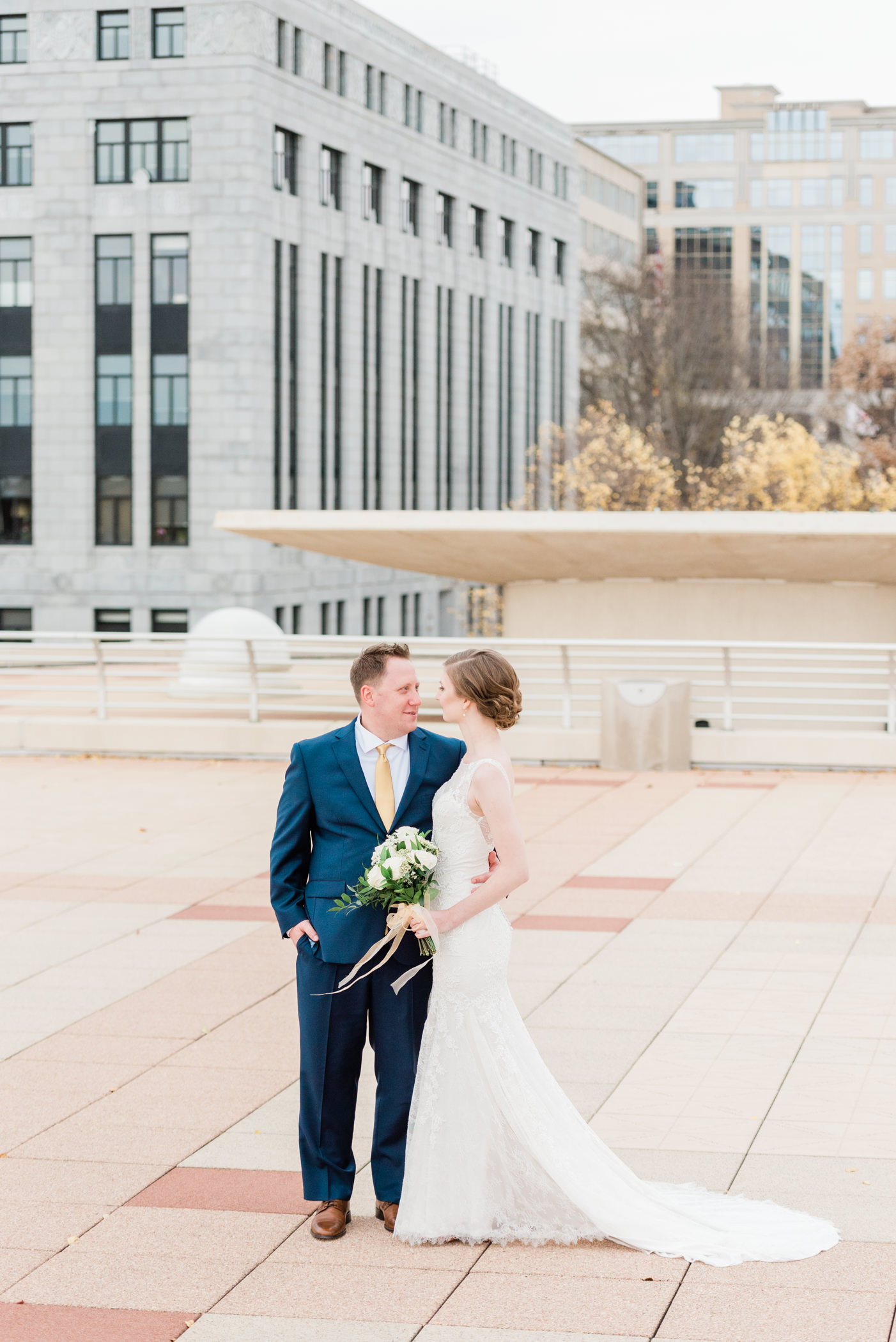 Monona Terrace Wedding Photographer - Larissa Marie Photography