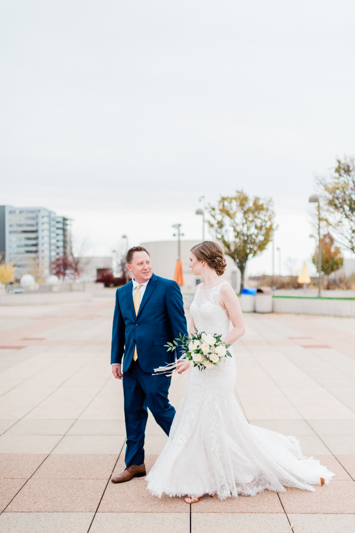 Monona Terrace Wedding Photographer - Larissa Marie Photography