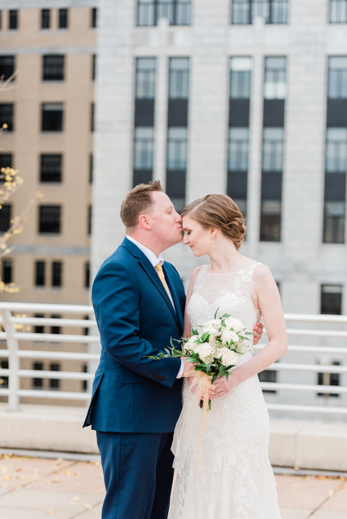 Monona Terrace Wedding Photographer - Larissa Marie Photography