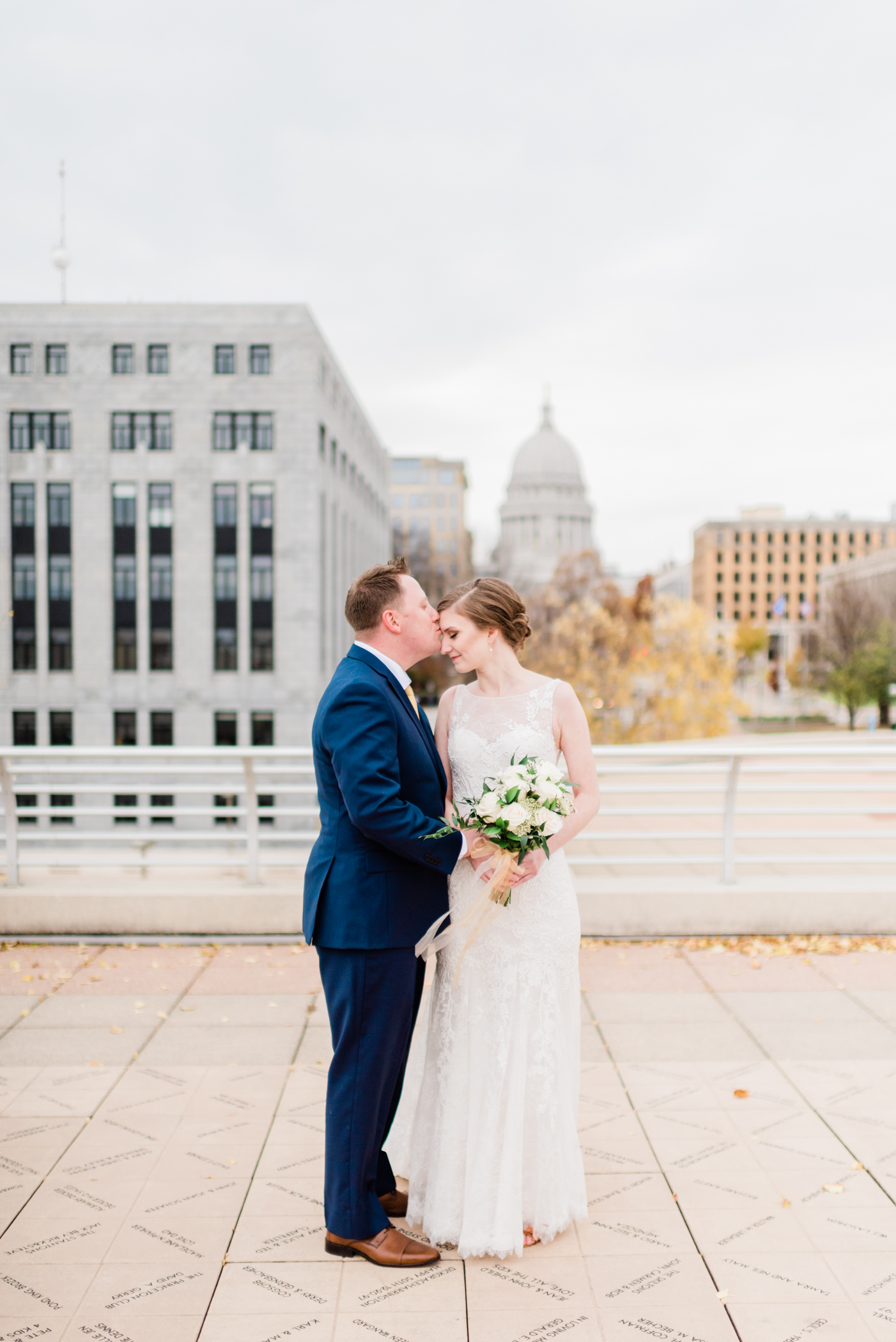 Monona Terrace Wedding Photographer - Larissa Marie Photography