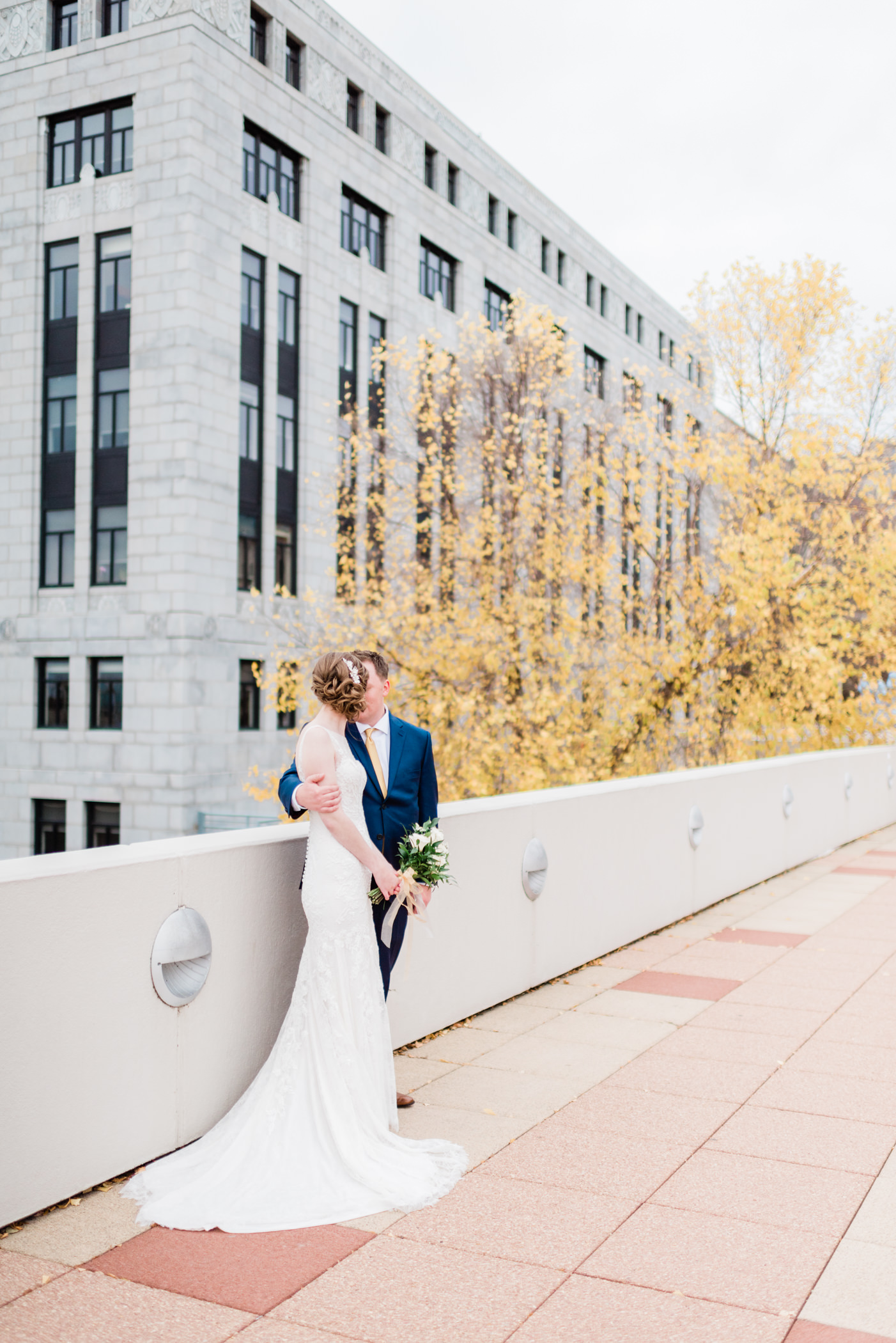 Monona Terrace Wedding Photographer - Larissa Marie Photography