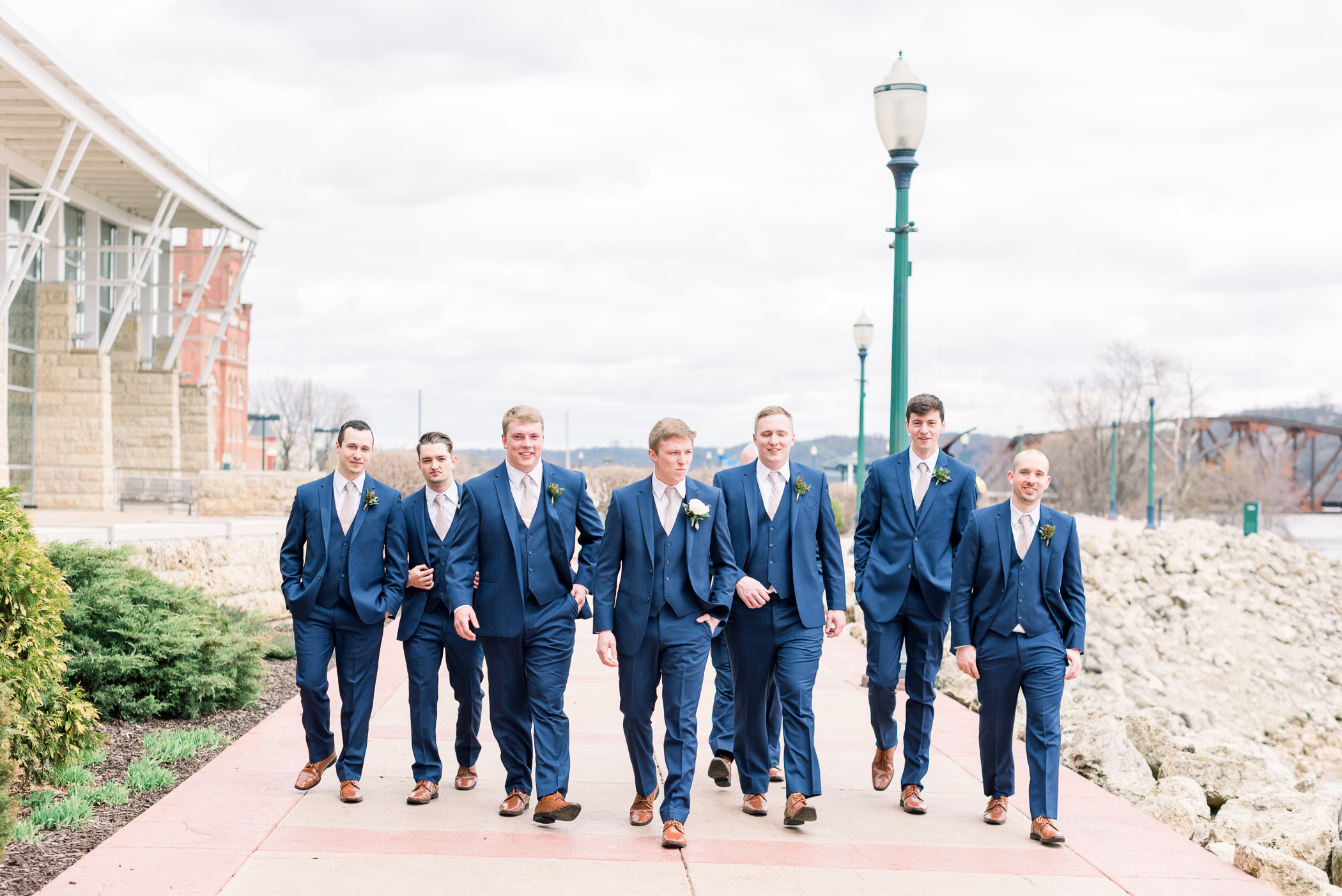 Grand River Center Wedding Photographers - Larissa Marie Photography