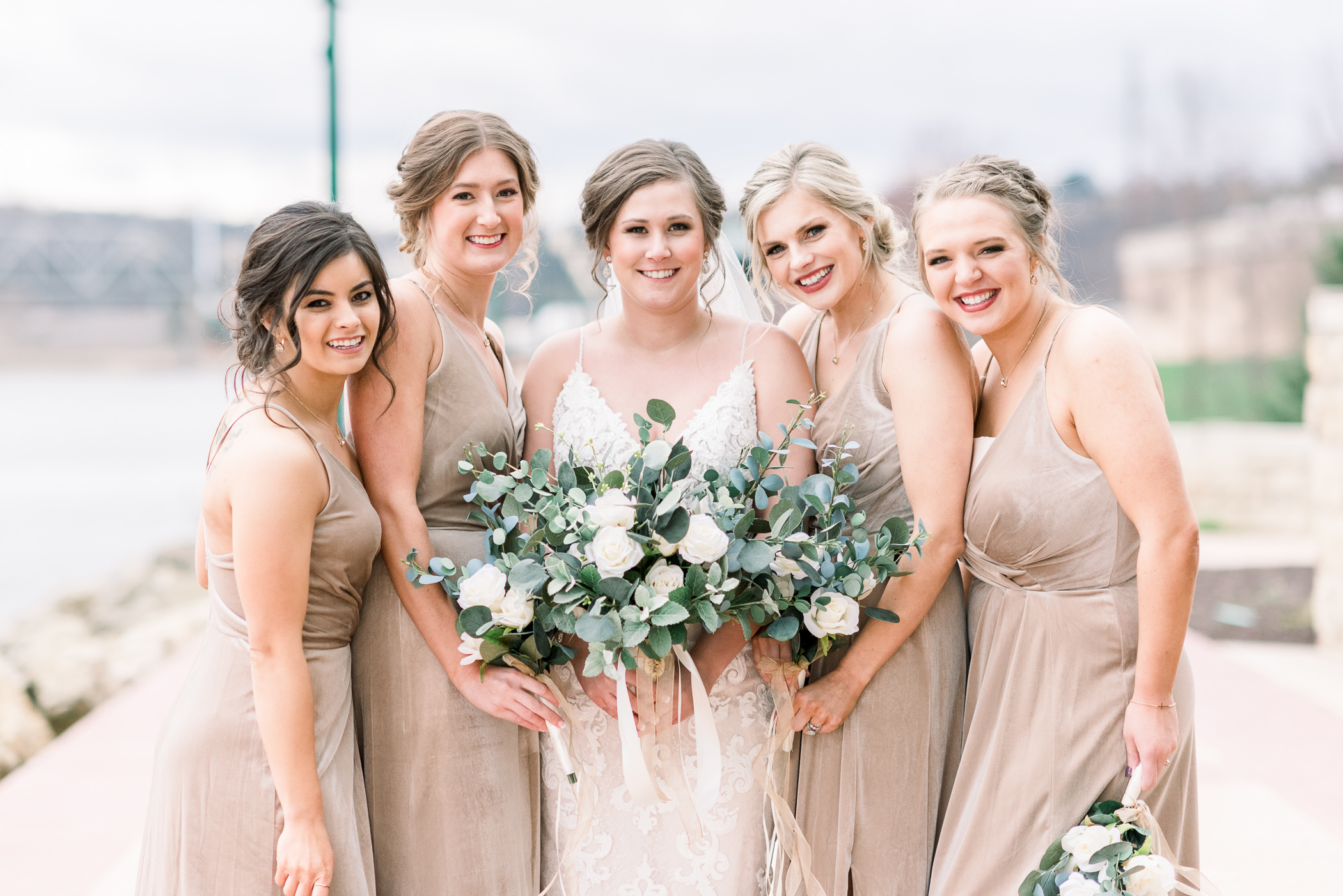 Grand River Center Wedding Photographers - Larissa Marie Photography