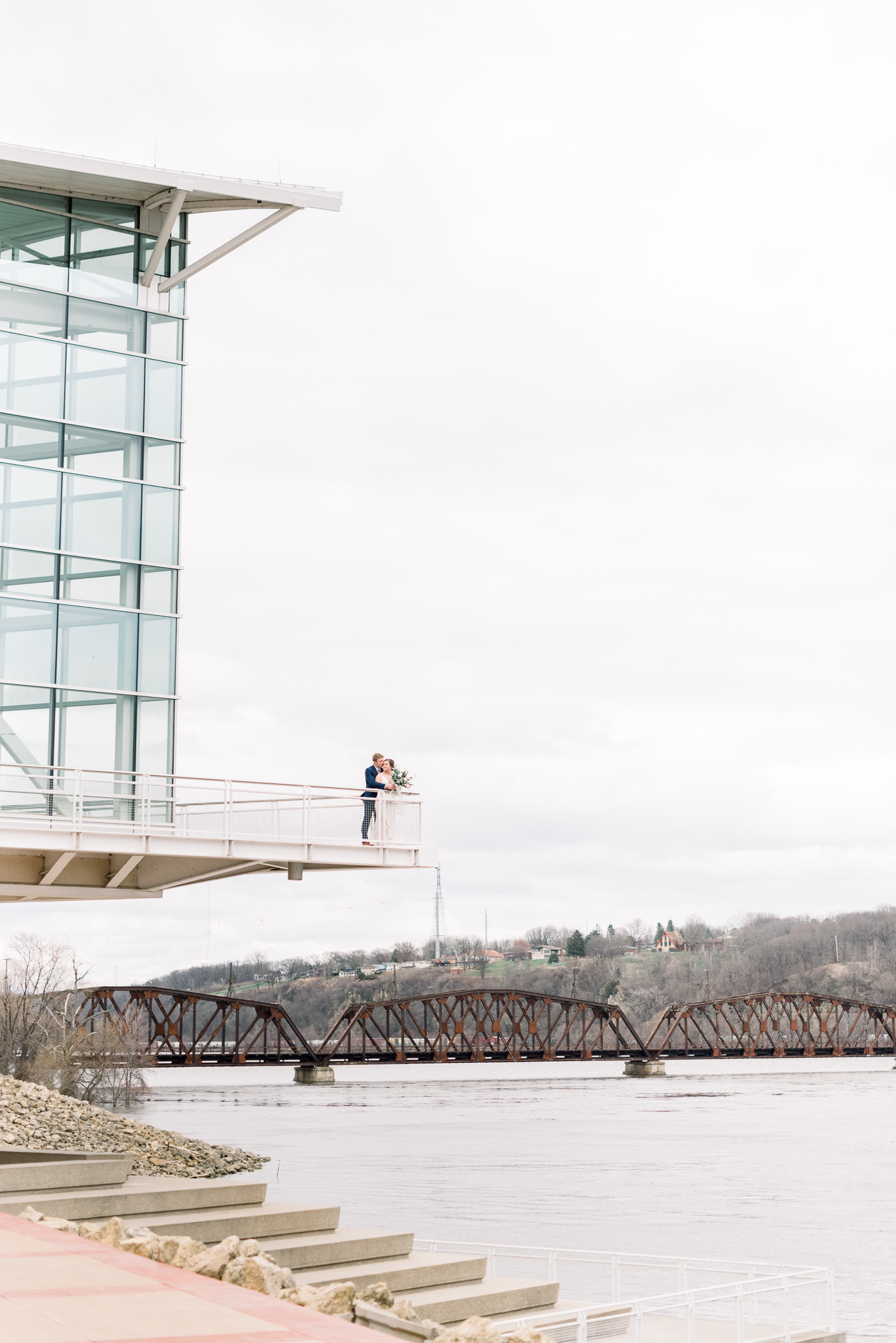 Grand River Center Wedding Photographers - Larissa Marie Photography