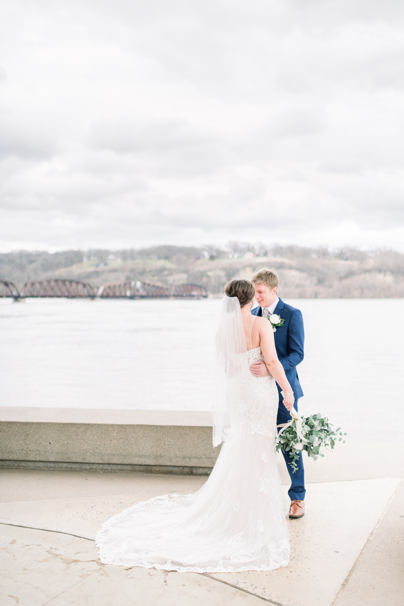 Grand River Center Wedding Photographers - Larissa Marie Photography