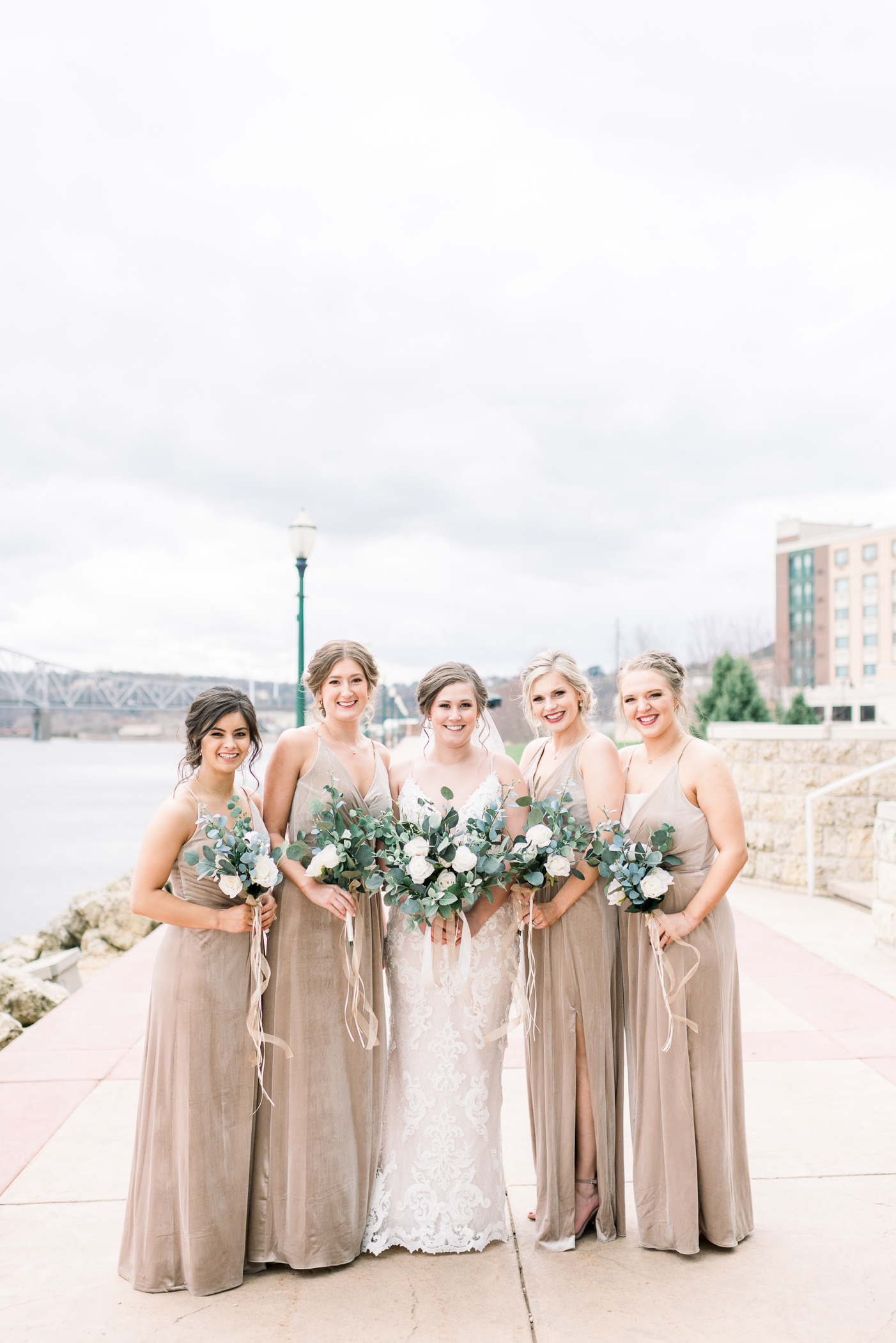 Grand River Center Wedding Photographers - Larissa Marie Photography