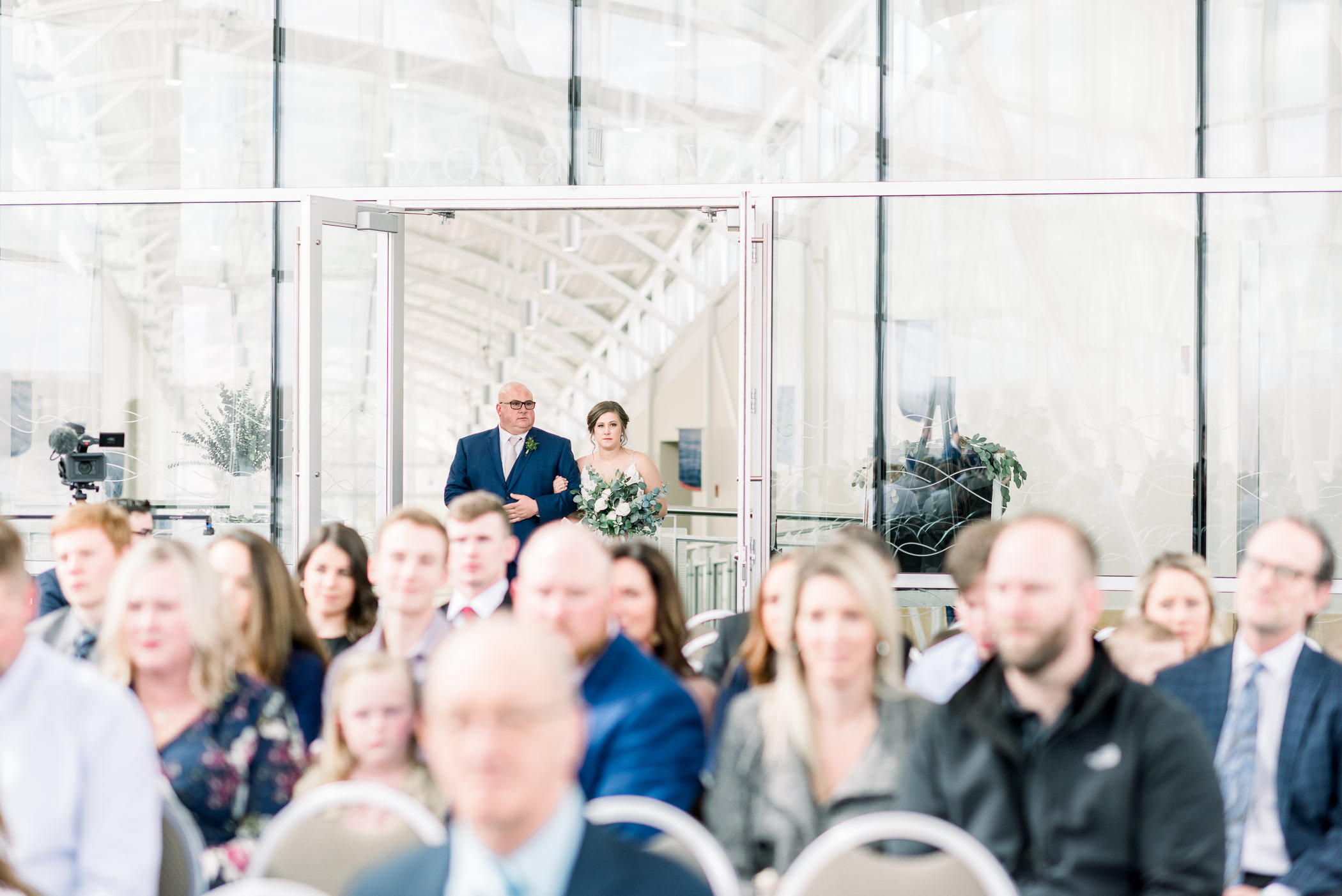 Grand River Center Wedding Photographers - Larissa Marie Photography