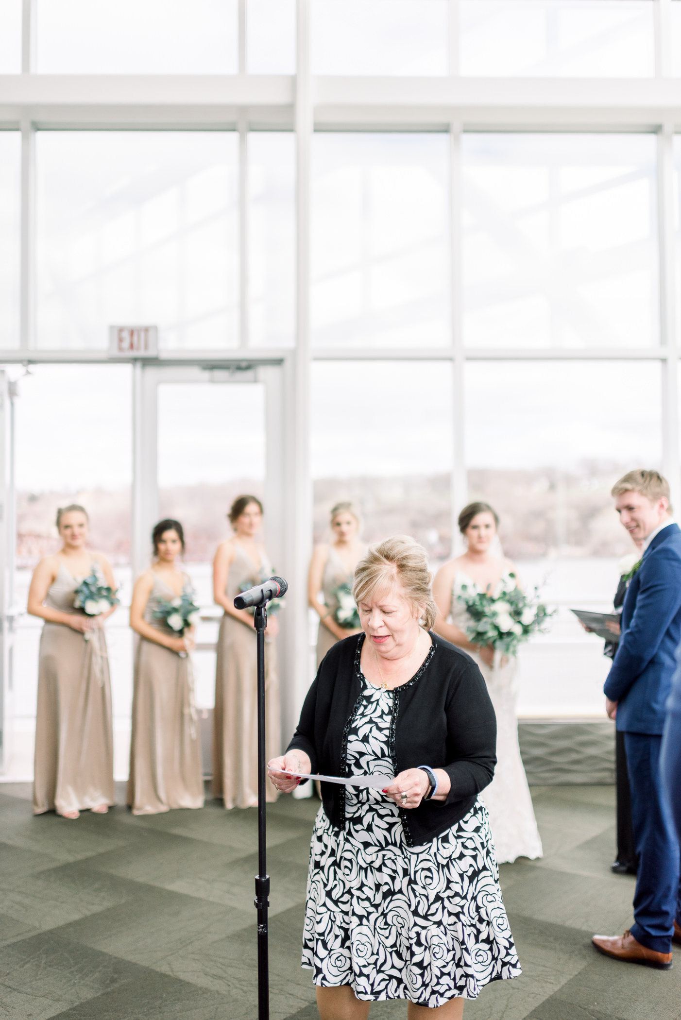 Grand River Center Wedding Photographers - Larissa Marie Photography