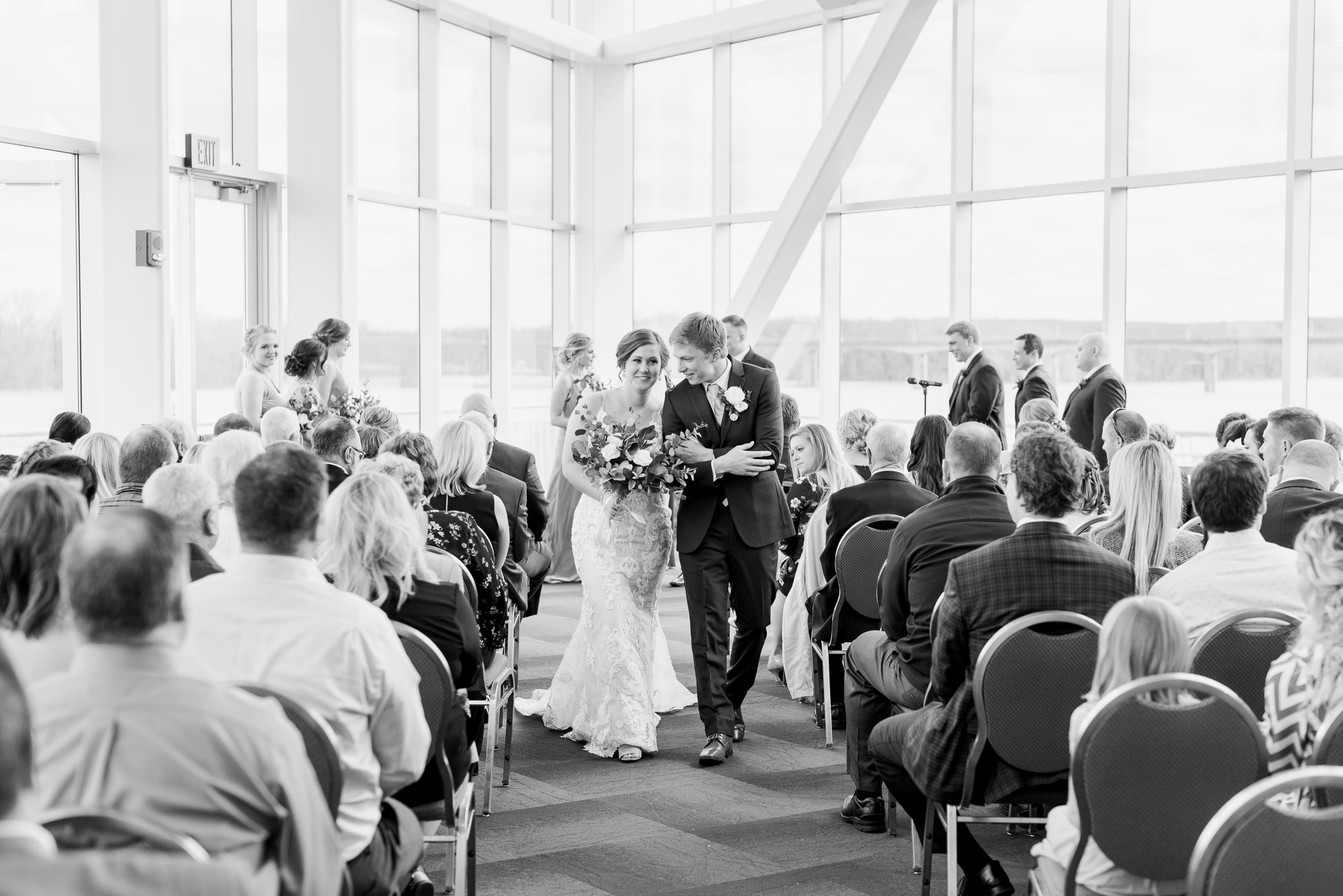 Grand River Center Wedding Photographers - Larissa Marie Photography