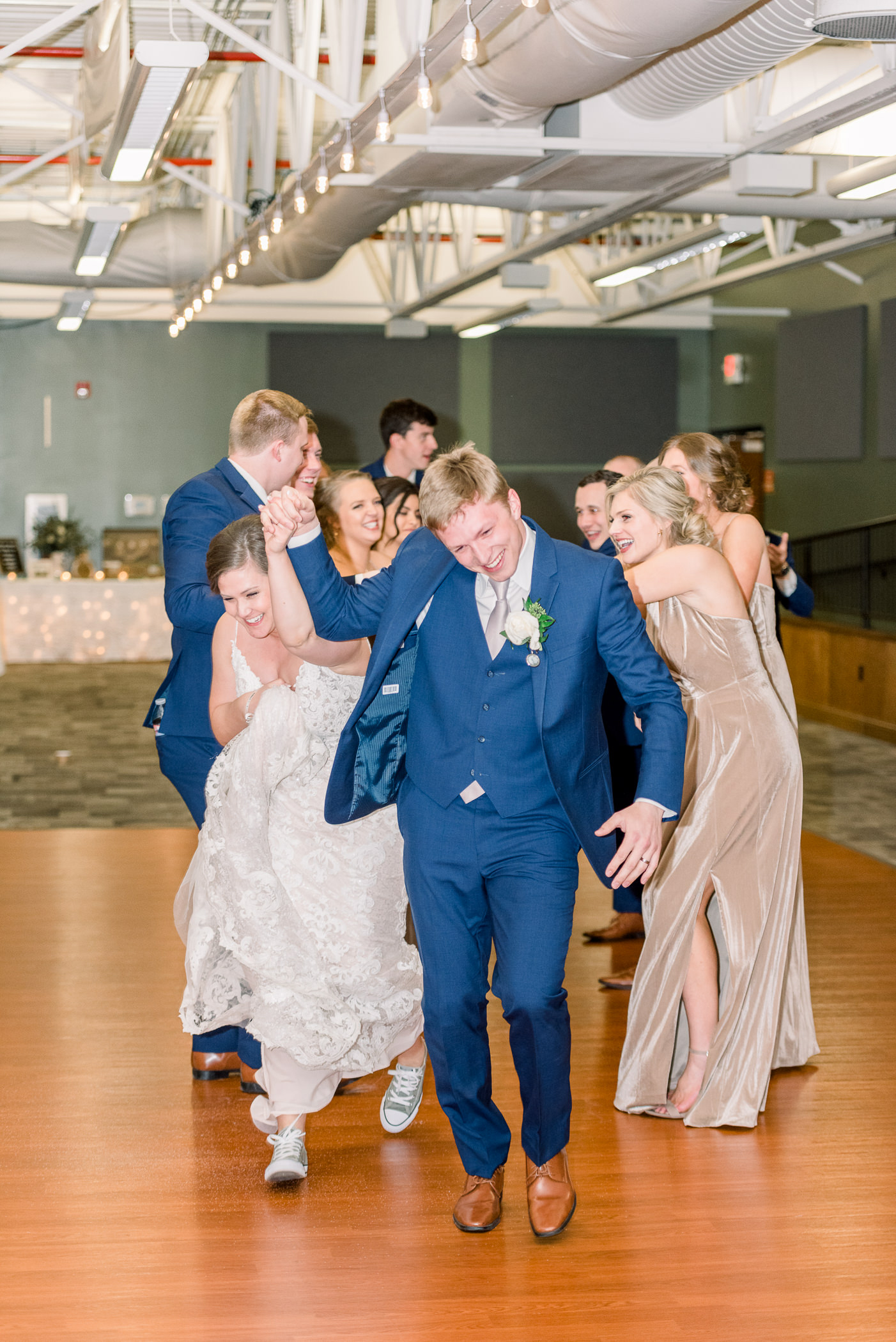 Peosta Community Centre Wedding Photographers - Larissa Marie Photography