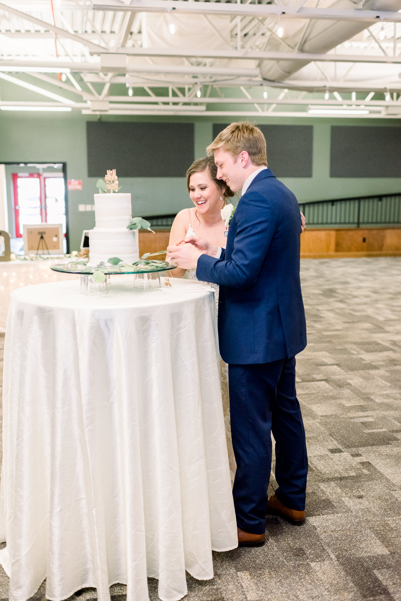 Peosta Community Centre Wedding Photographers - Larissa Marie Photography