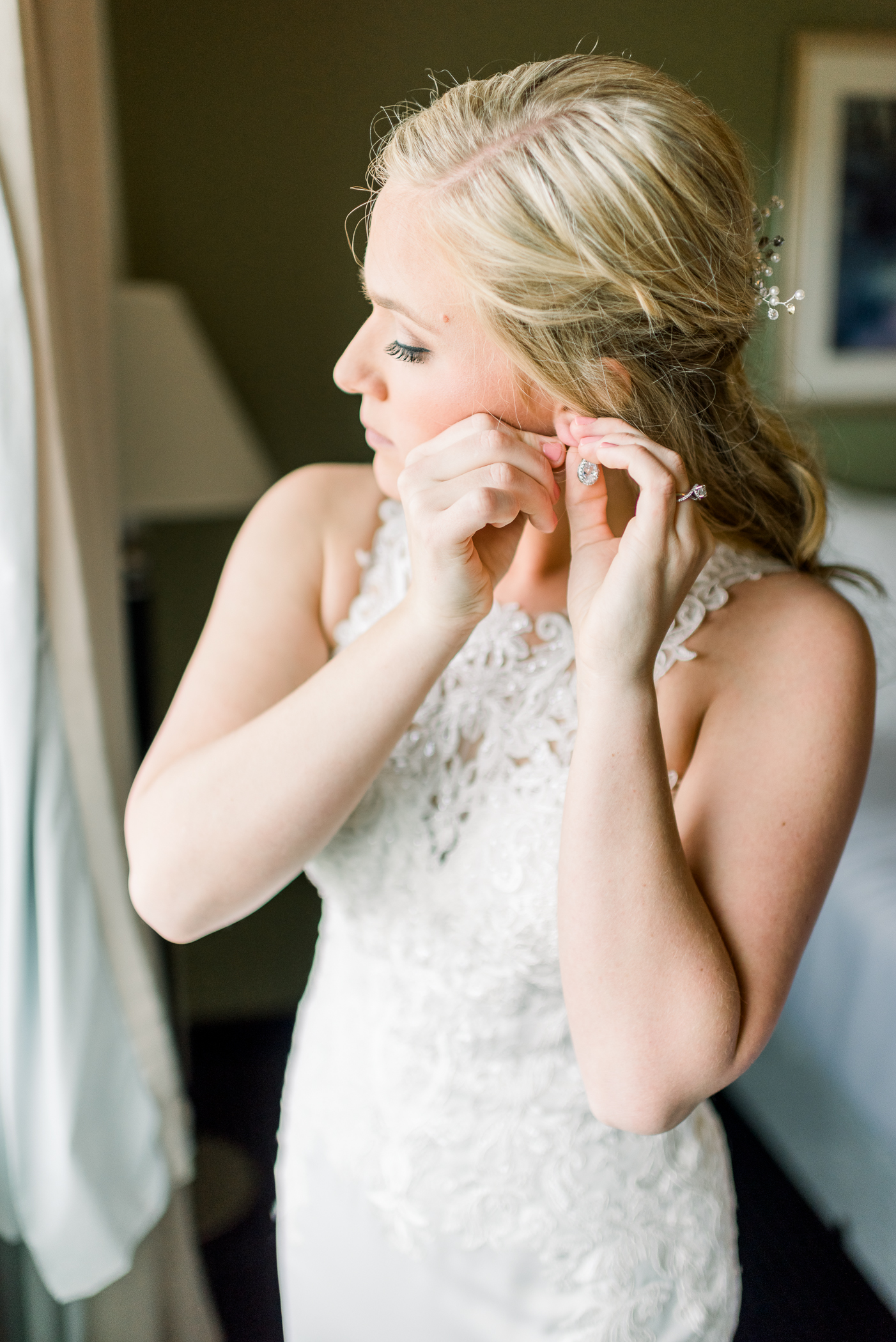 Dubuque, IA Wedding Photographers - Larissa Marie Photography