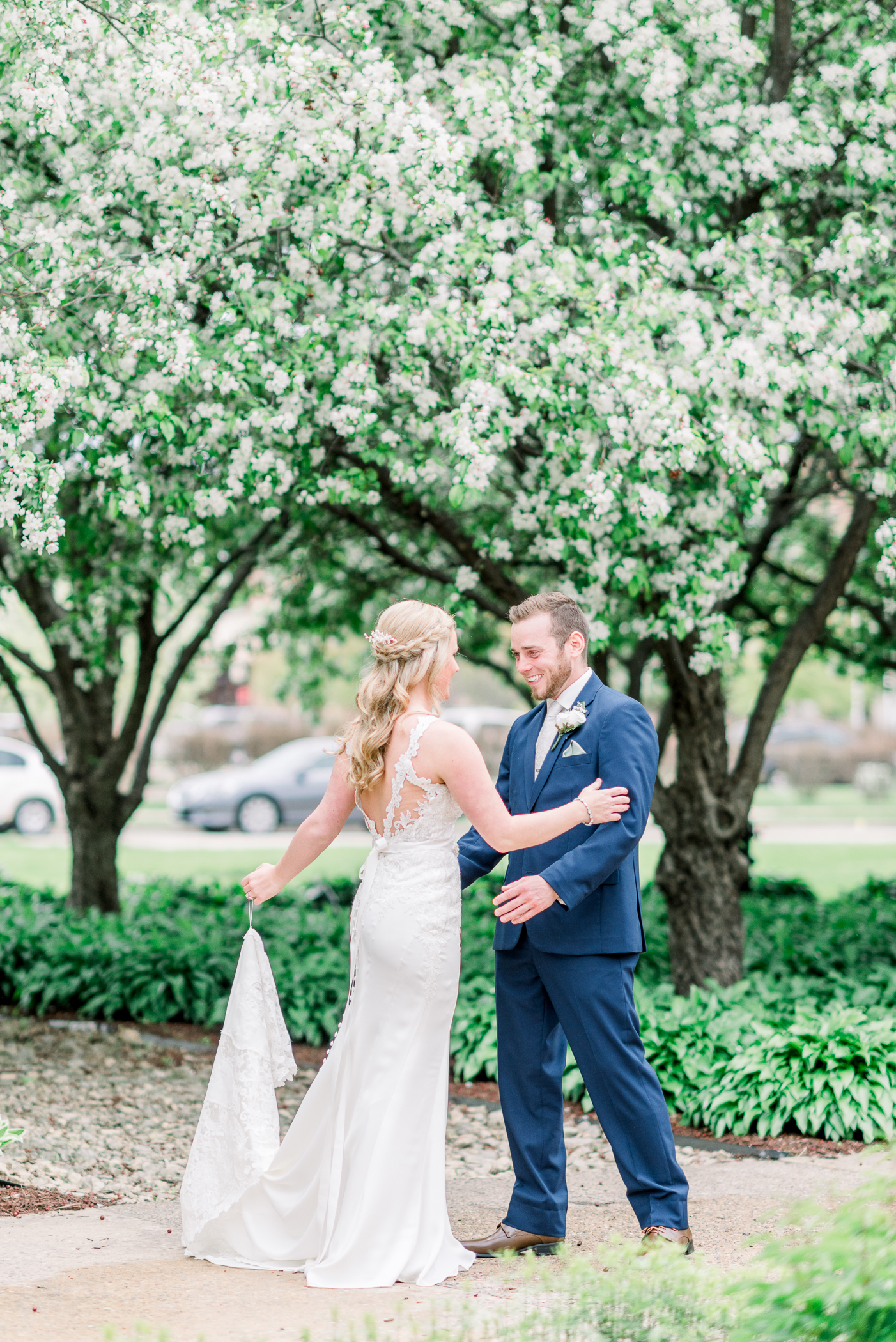 Dubuque, IA Wedding Photographers - Larissa Marie Photography