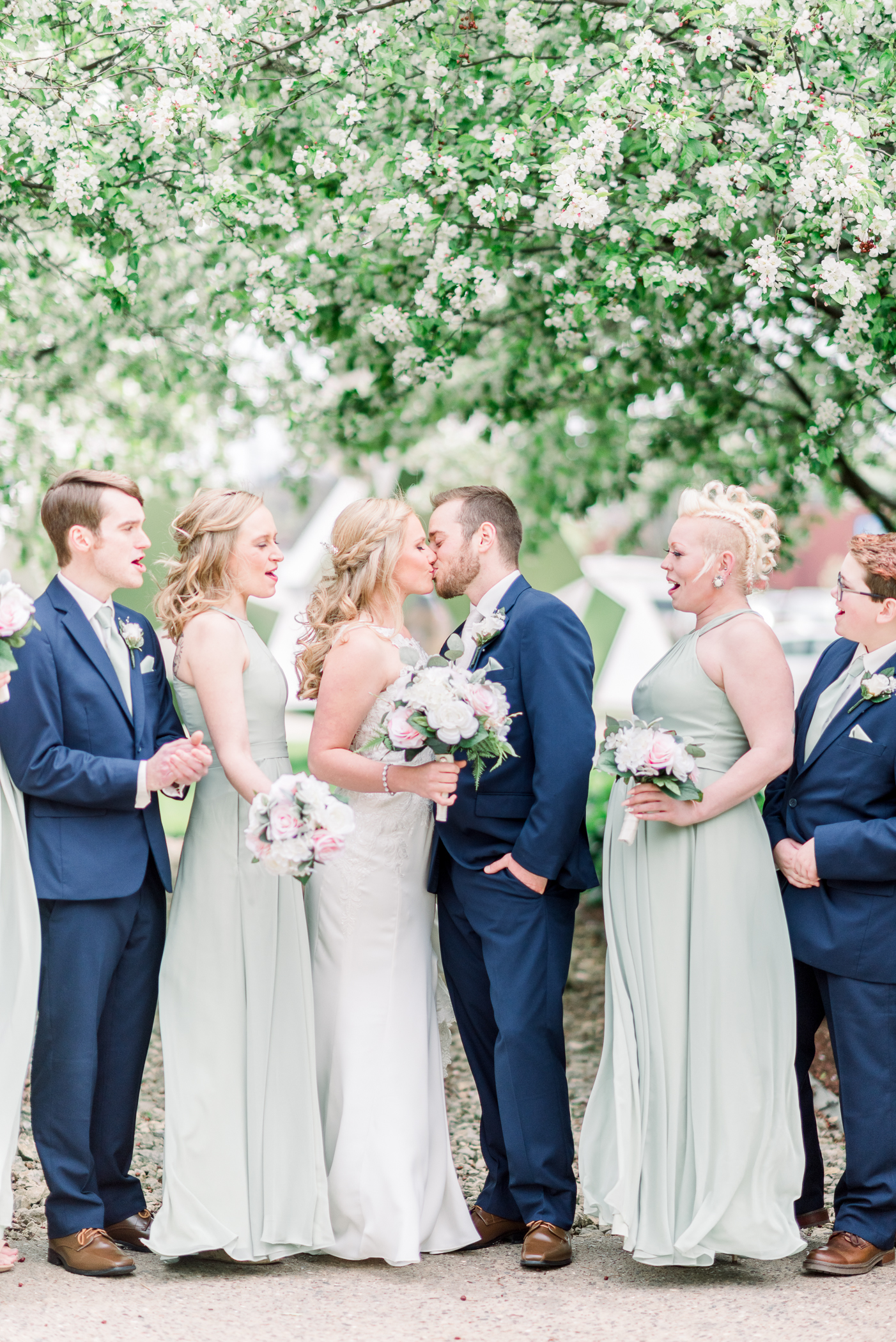 Dubuque, IA Wedding Photographers - Larissa Marie Photography