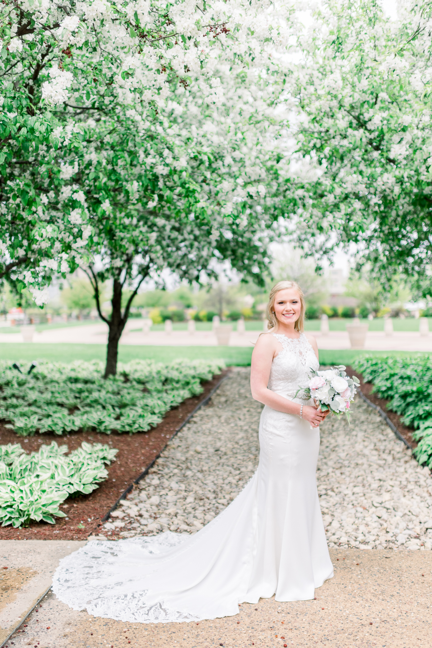 Dubuque, IA Wedding Photographers - Larissa Marie Photography