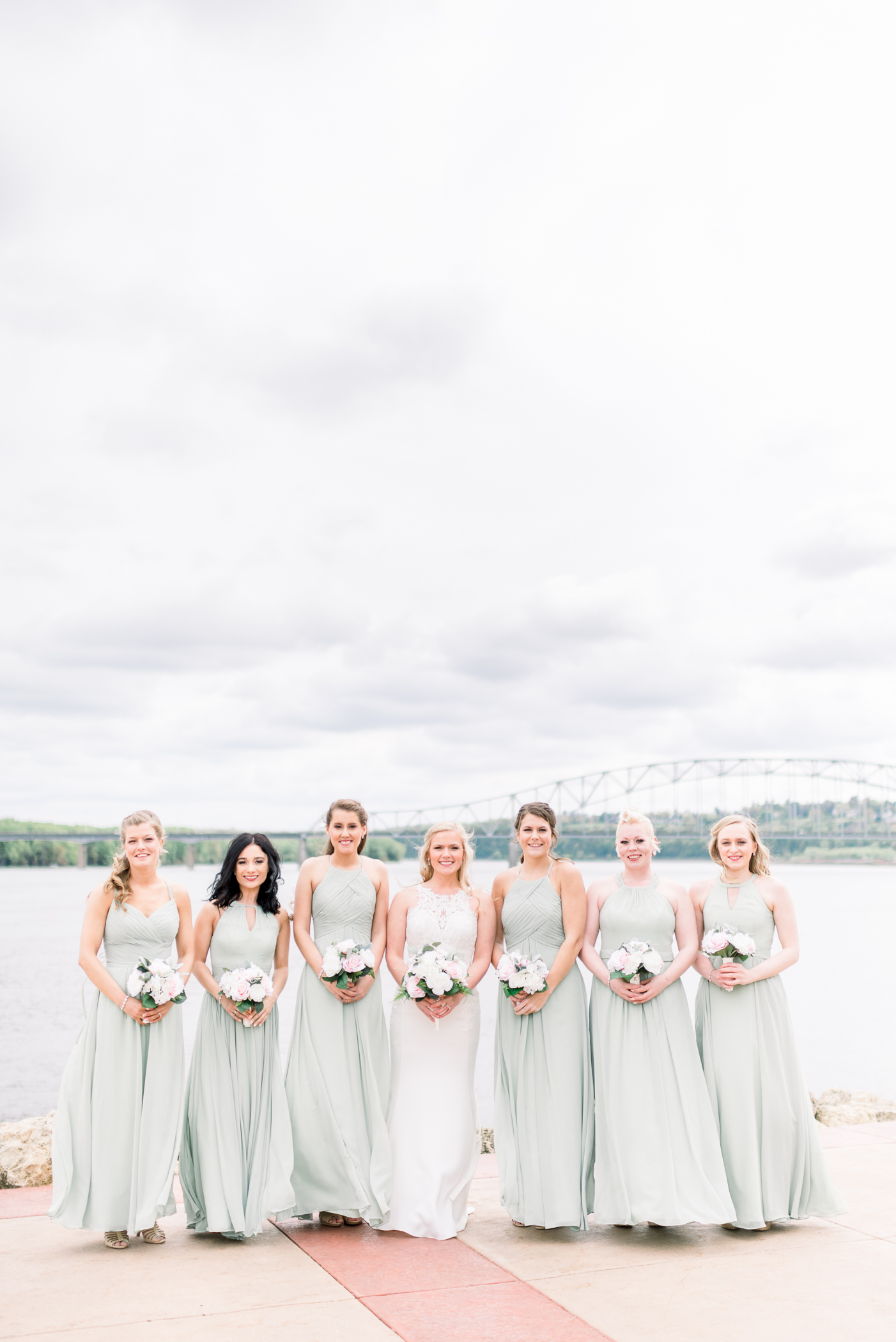 Dubuque, IA Wedding Photographers - Larissa Marie Photography