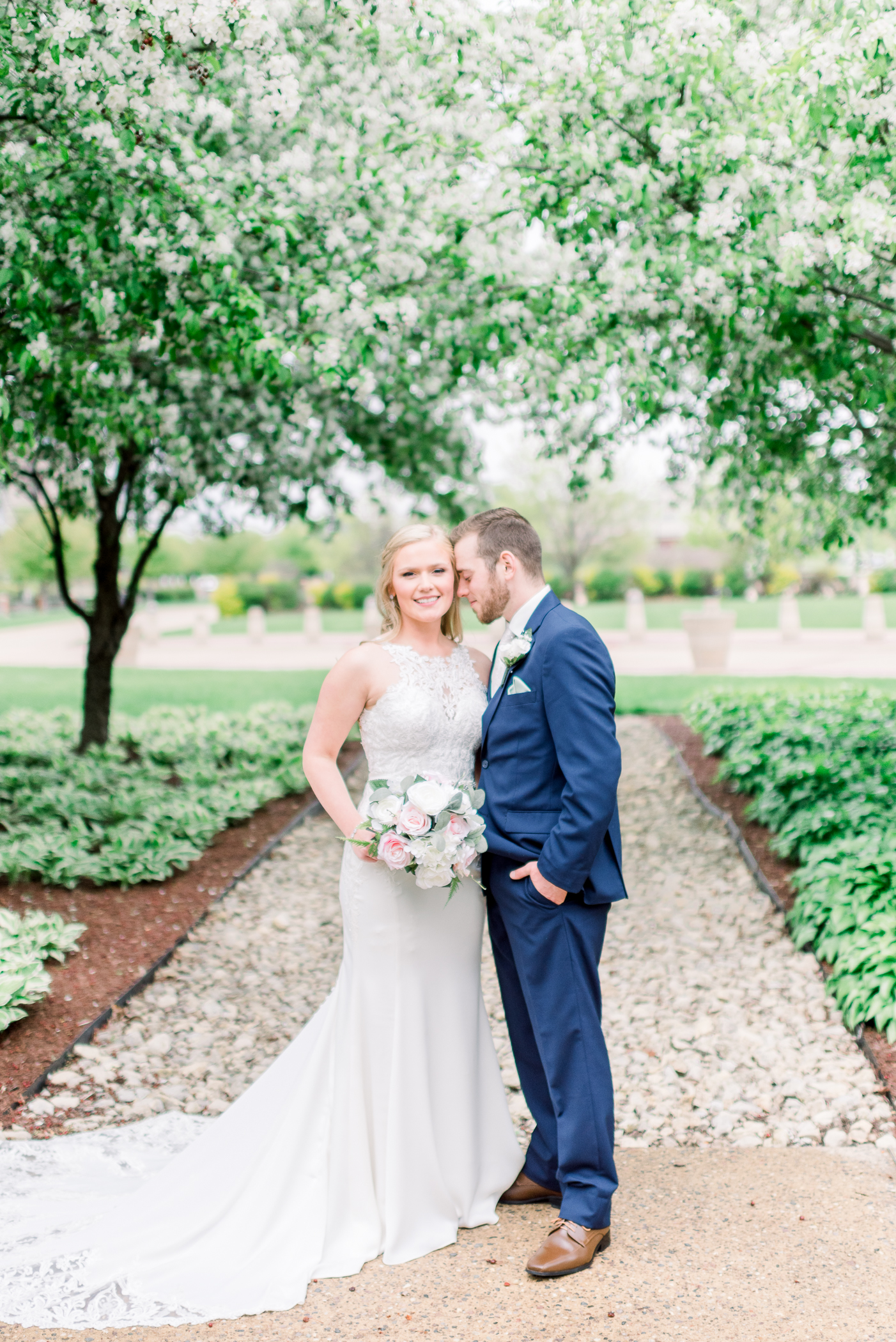 Dubuque, IA Wedding Photographers - Larissa Marie Photography