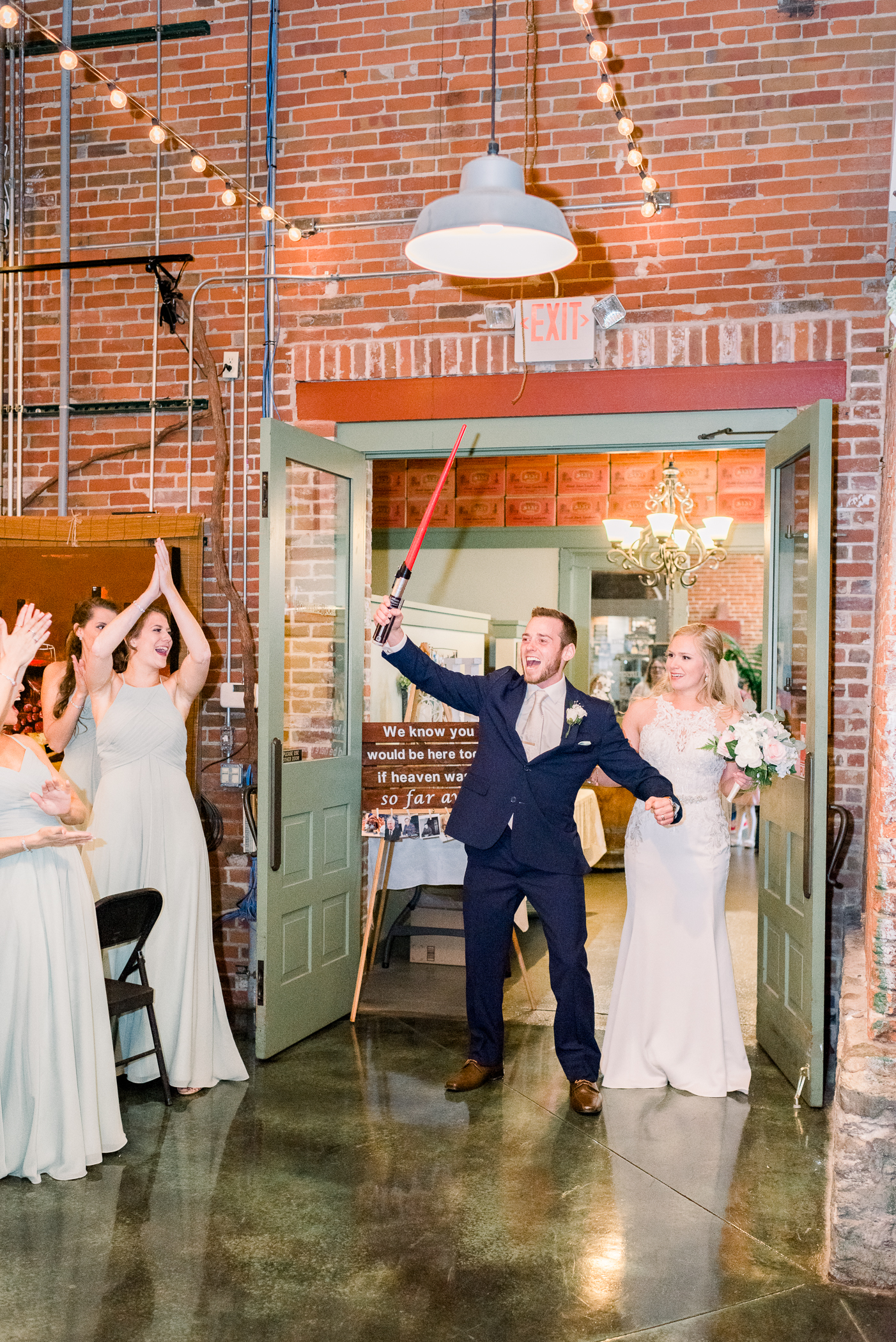 Dubuque, IA Wedding Photographers - Larissa Marie Photography