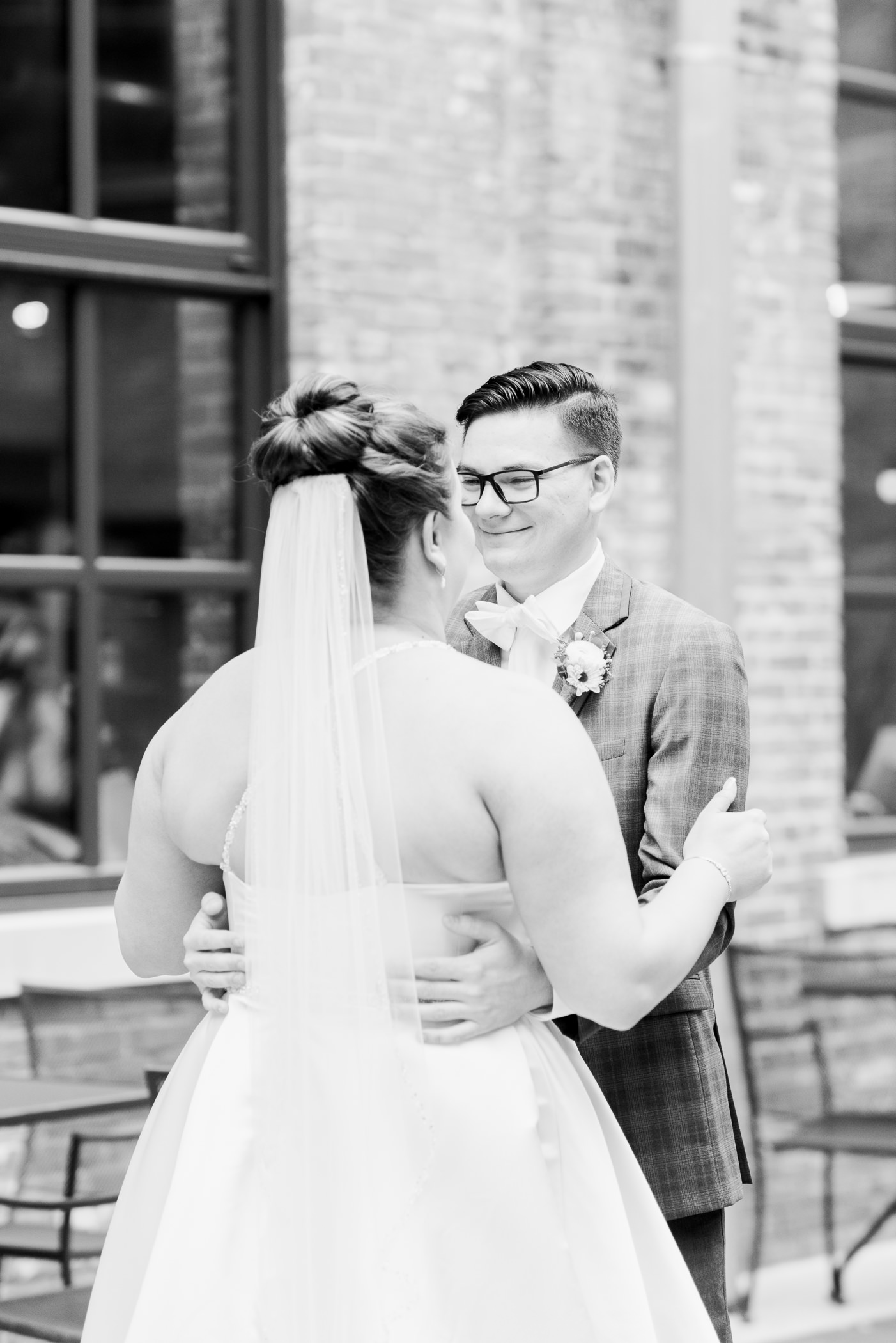 Grand River Center Dubuque Wedding Photographers