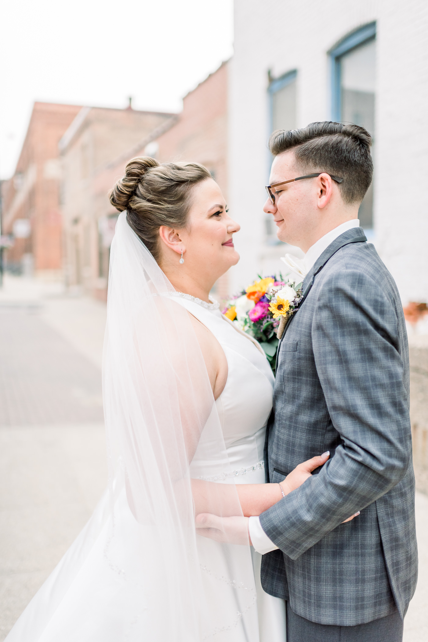 Grand River Center Dubuque Wedding Photographers