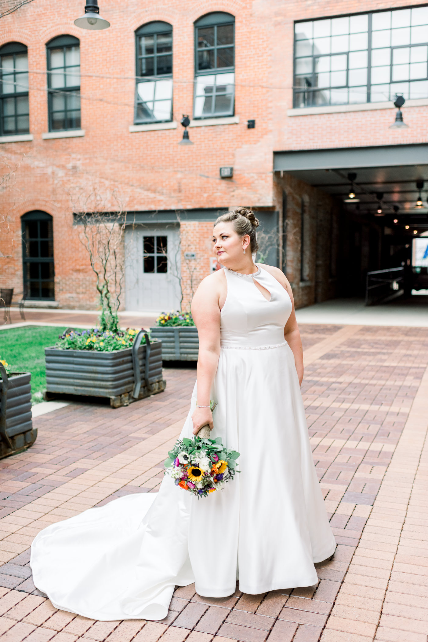 Grand River Center Dubuque Wedding Photographers