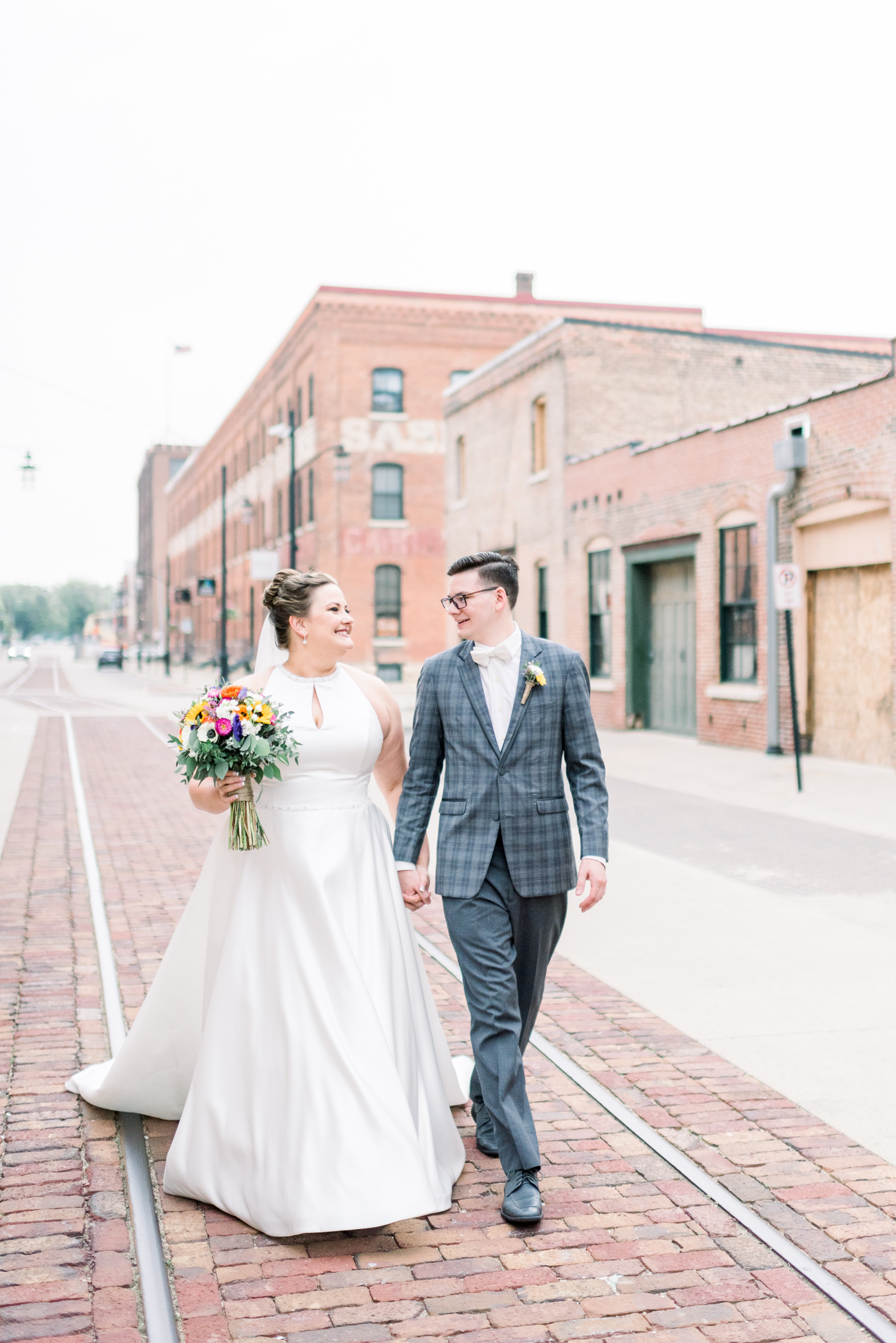 Grand River Center Dubuque Wedding Photographers