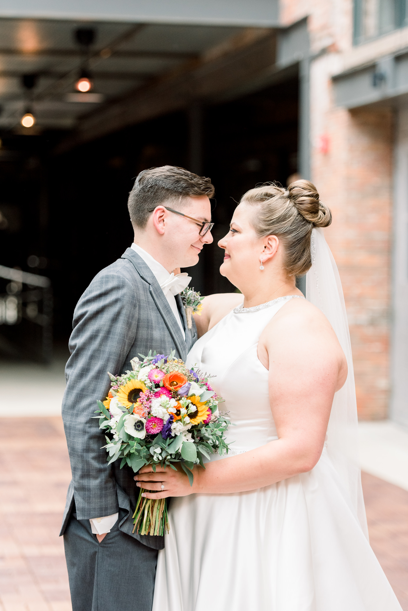 Grand River Center Dubuque Wedding Photographers