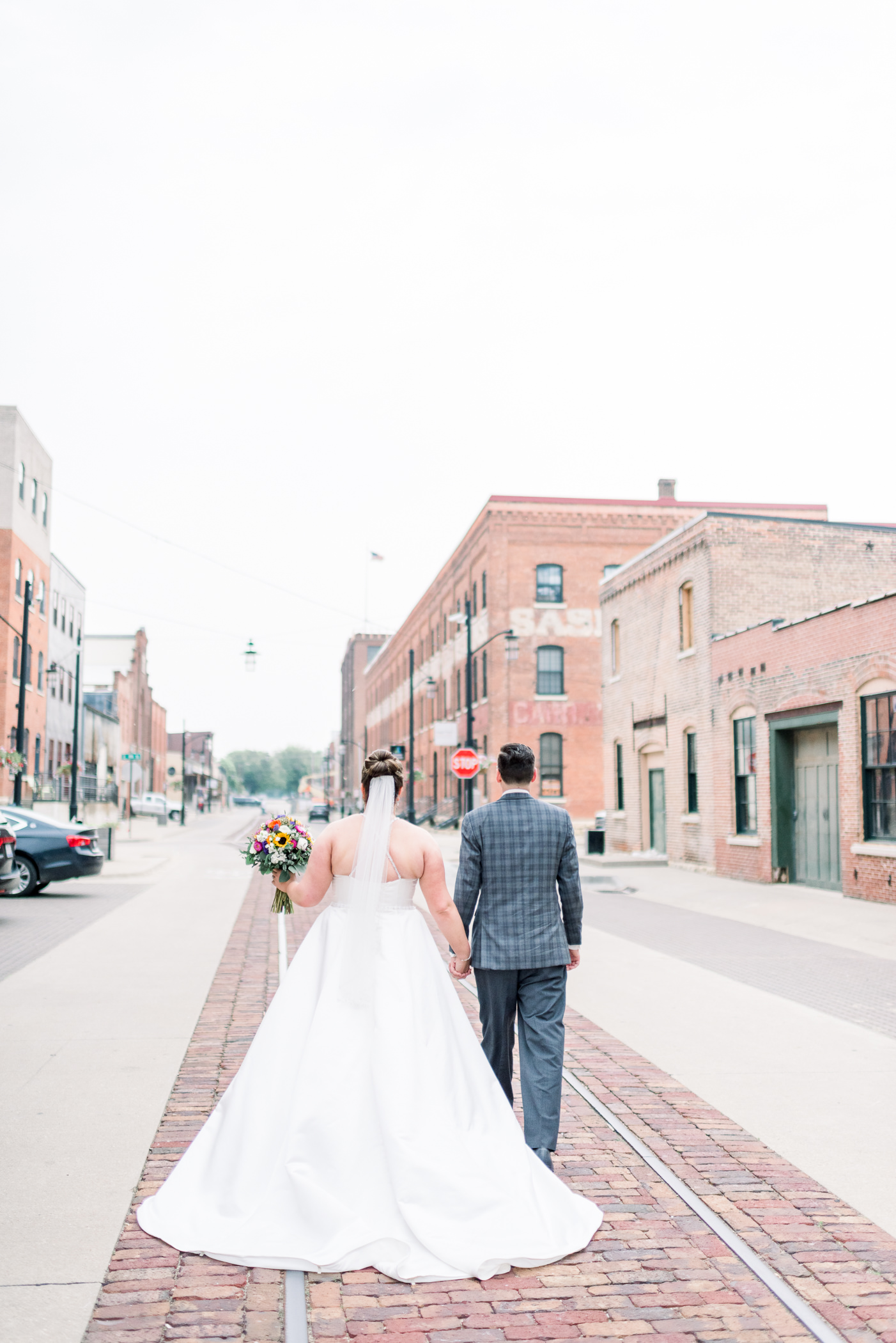 Grand River Center Dubuque Wedding Photographers