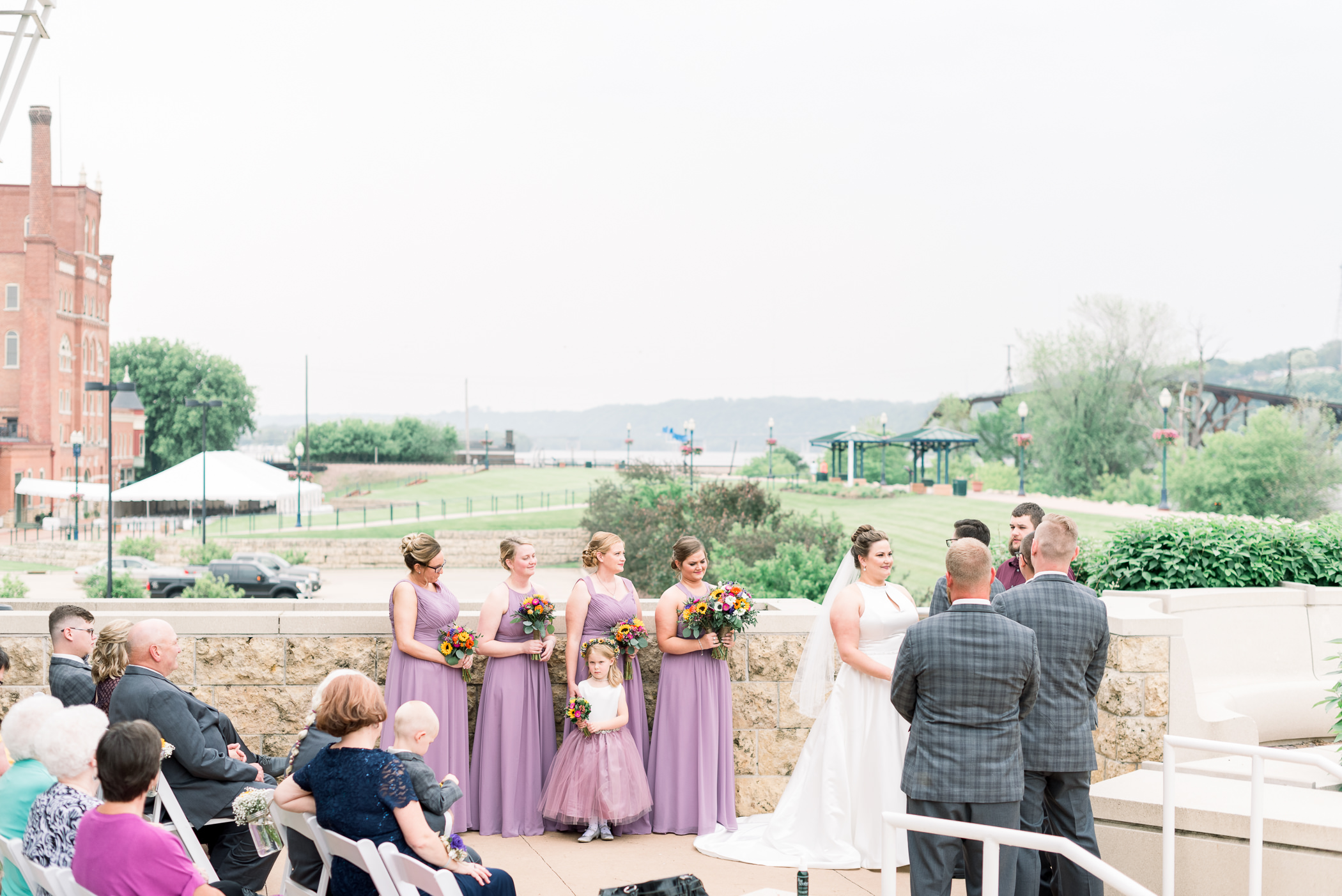 Grand River Center Dubuque Wedding Photographers