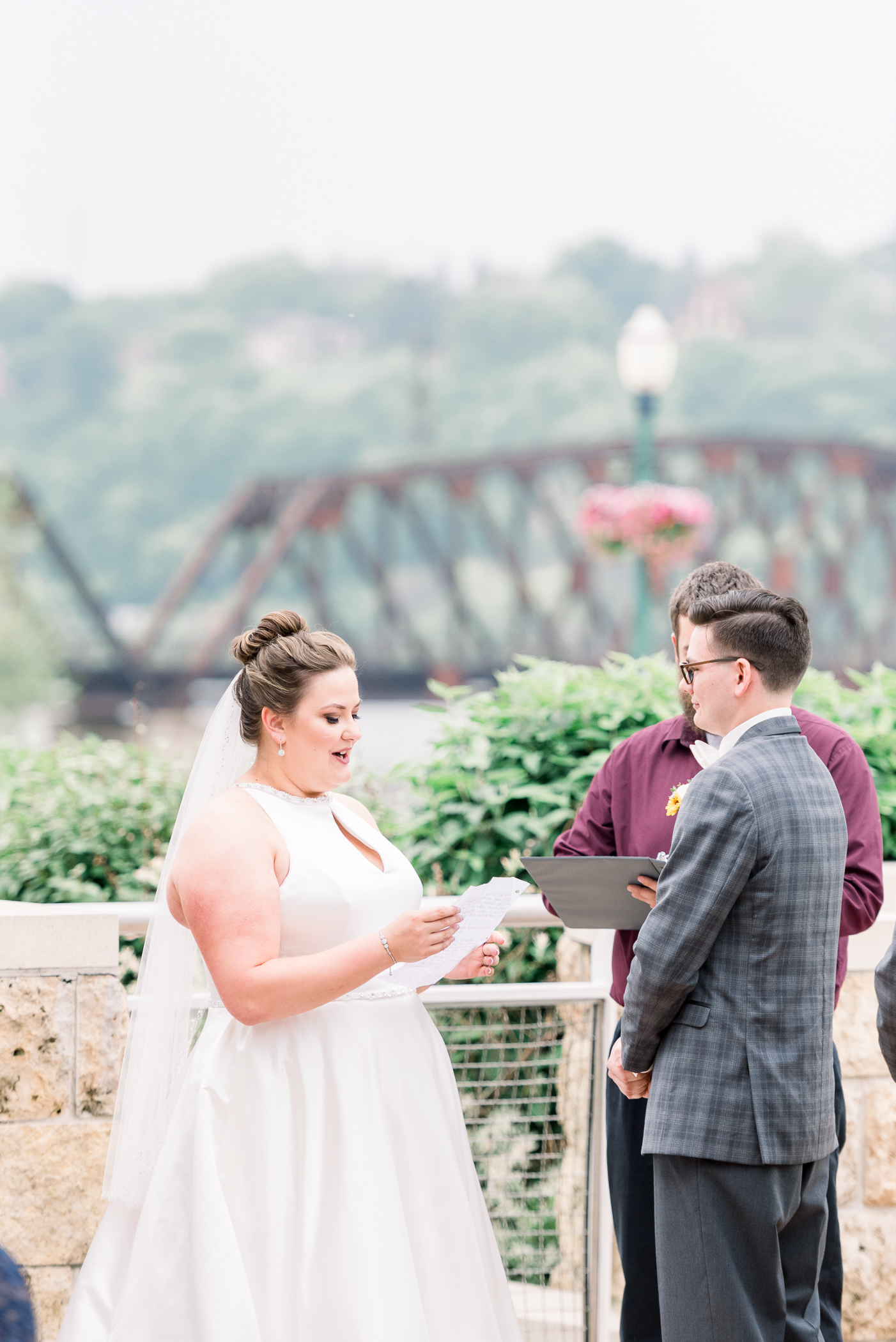 Grand River Center Dubuque Wedding Photographers