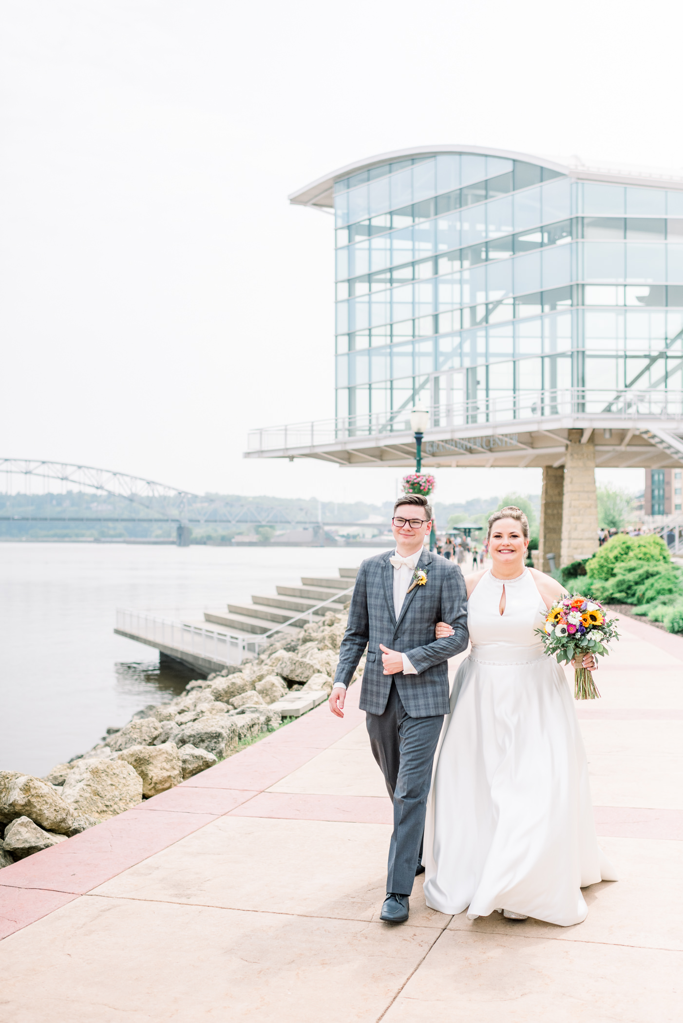 Grand River Center Dubuque Wedding Photographers