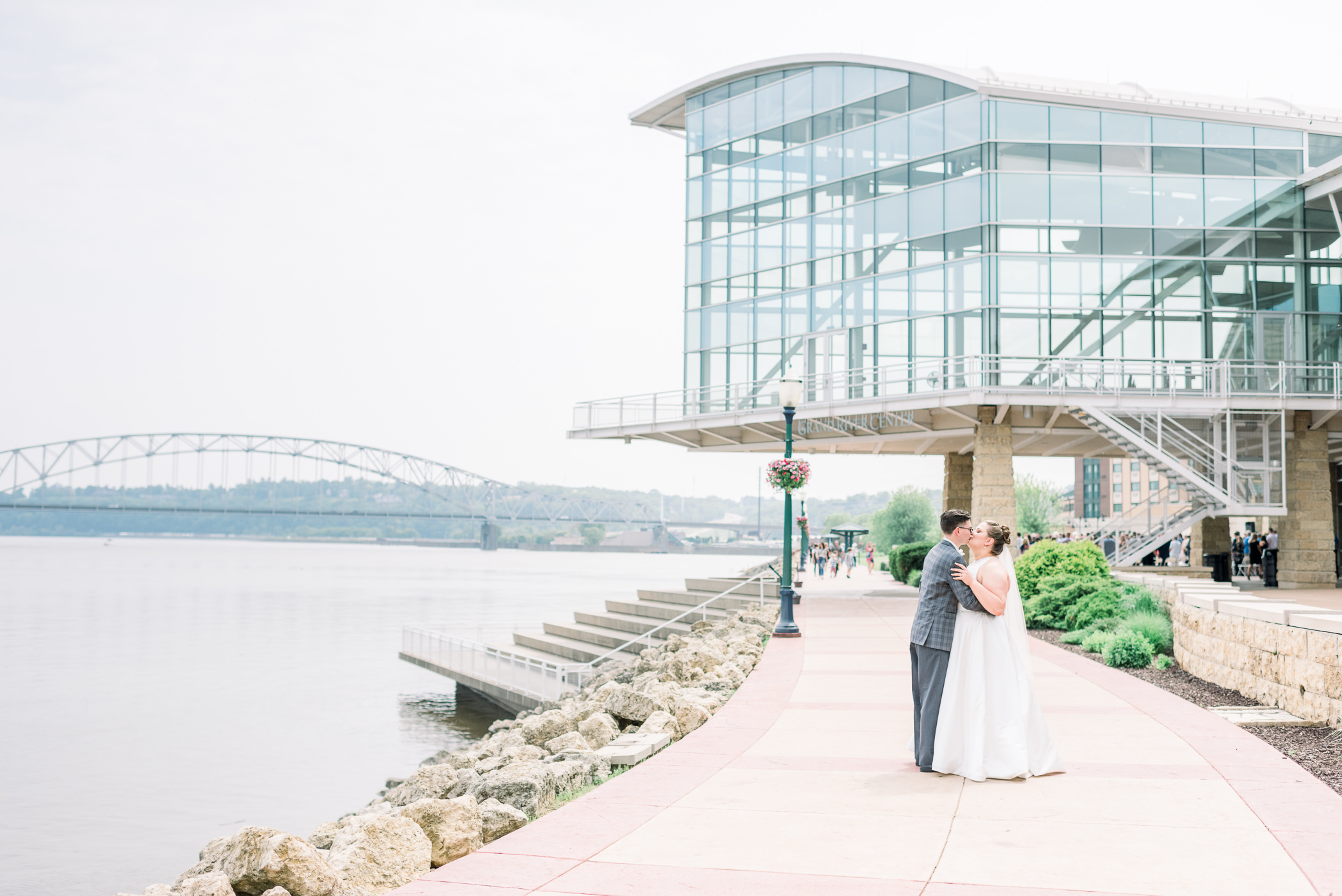 Grand River Center Dubuque Wedding Photographers